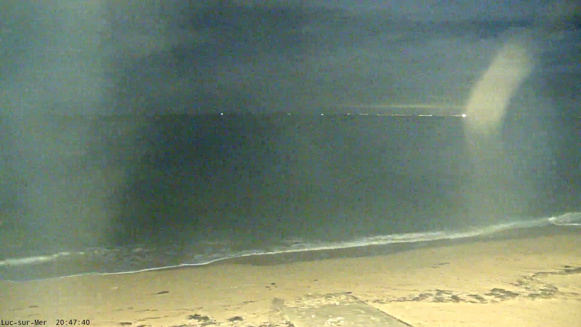 Plage de Luc-sur-Mer Beach Live Cam - Caen, Calvados, Normandie, France