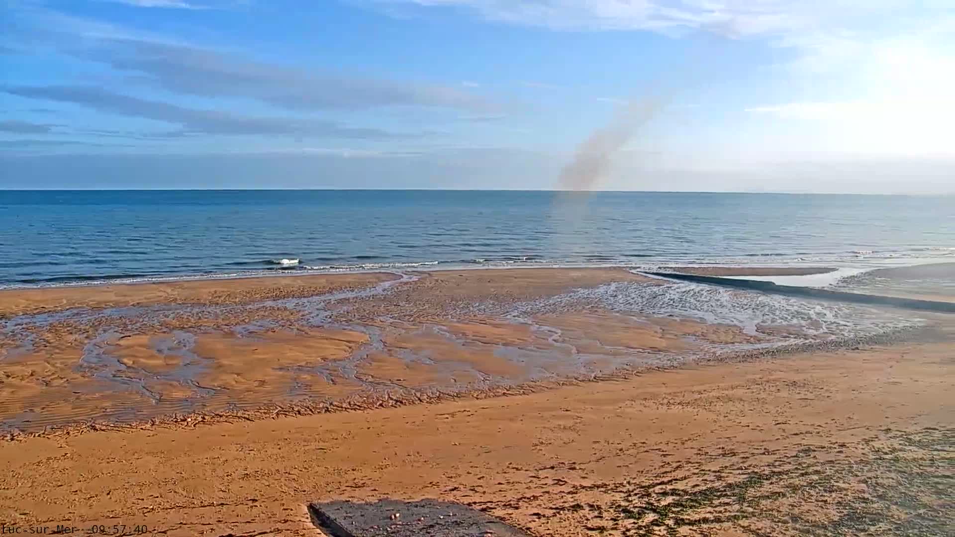 Plage de Luc-sur-Mer Beach Live Cam - Caen, Calvados, Normandie, France