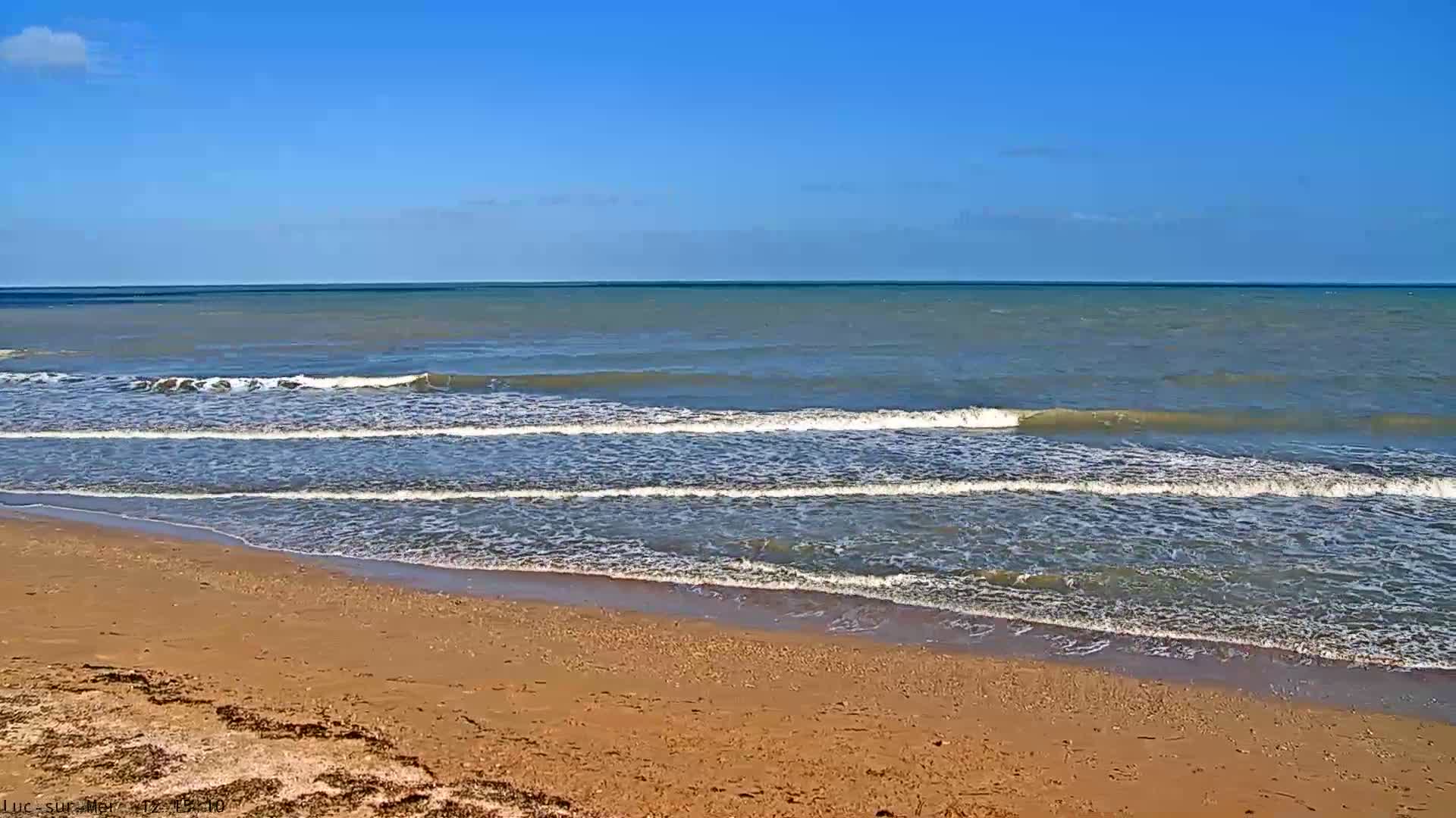 Plage de Luc-sur-Mer Beach Live Cam - Caen, Calvados, Normandie, France