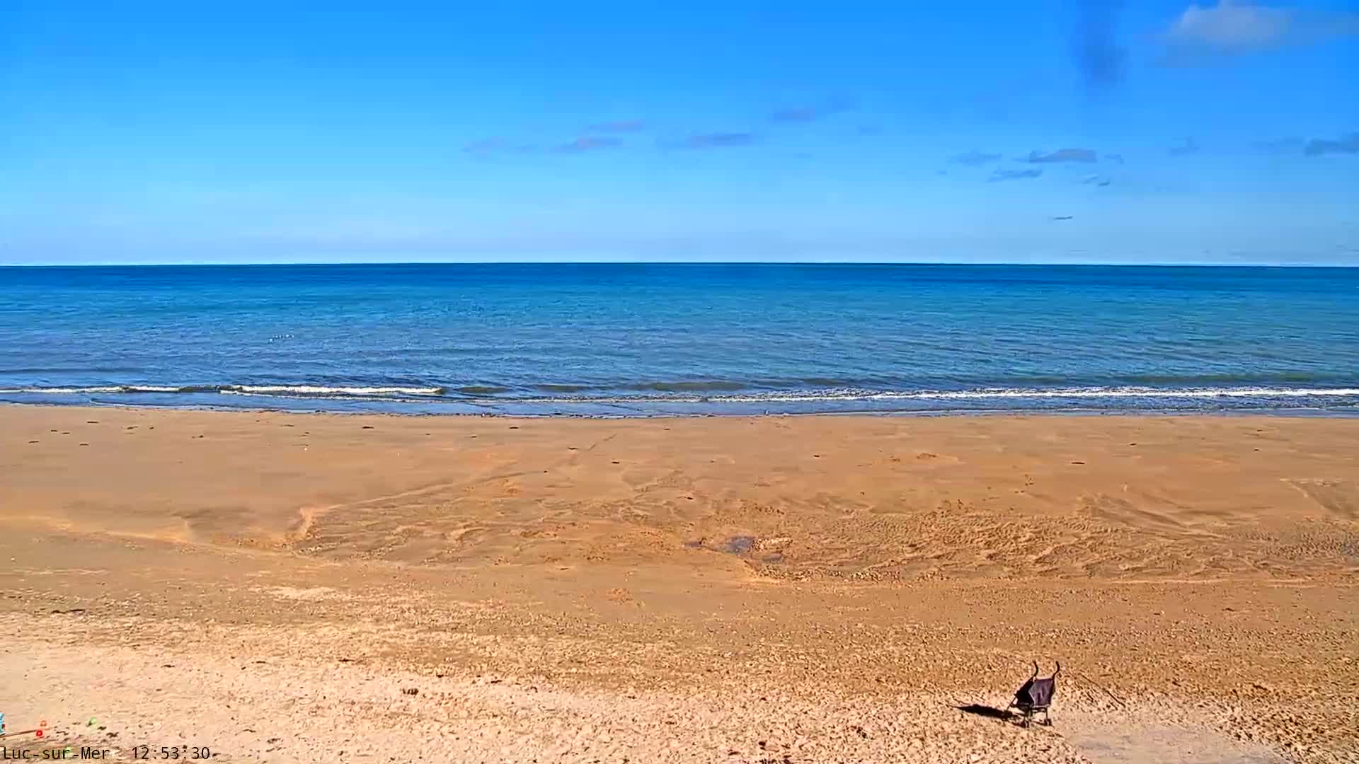 Plage de Luc-sur-Mer Beach Live Cam - Caen, Calvados, Normandie, France