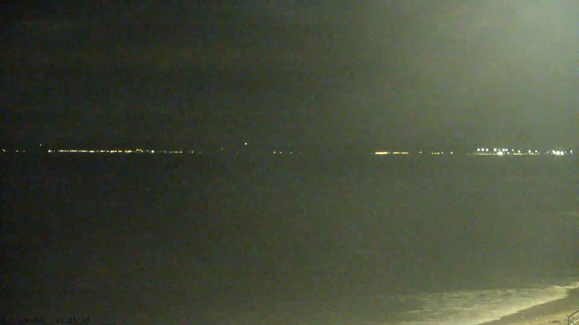 Plage de Luc-sur-Mer Beach Live Cam - Caen, Calvados, Normandie, France