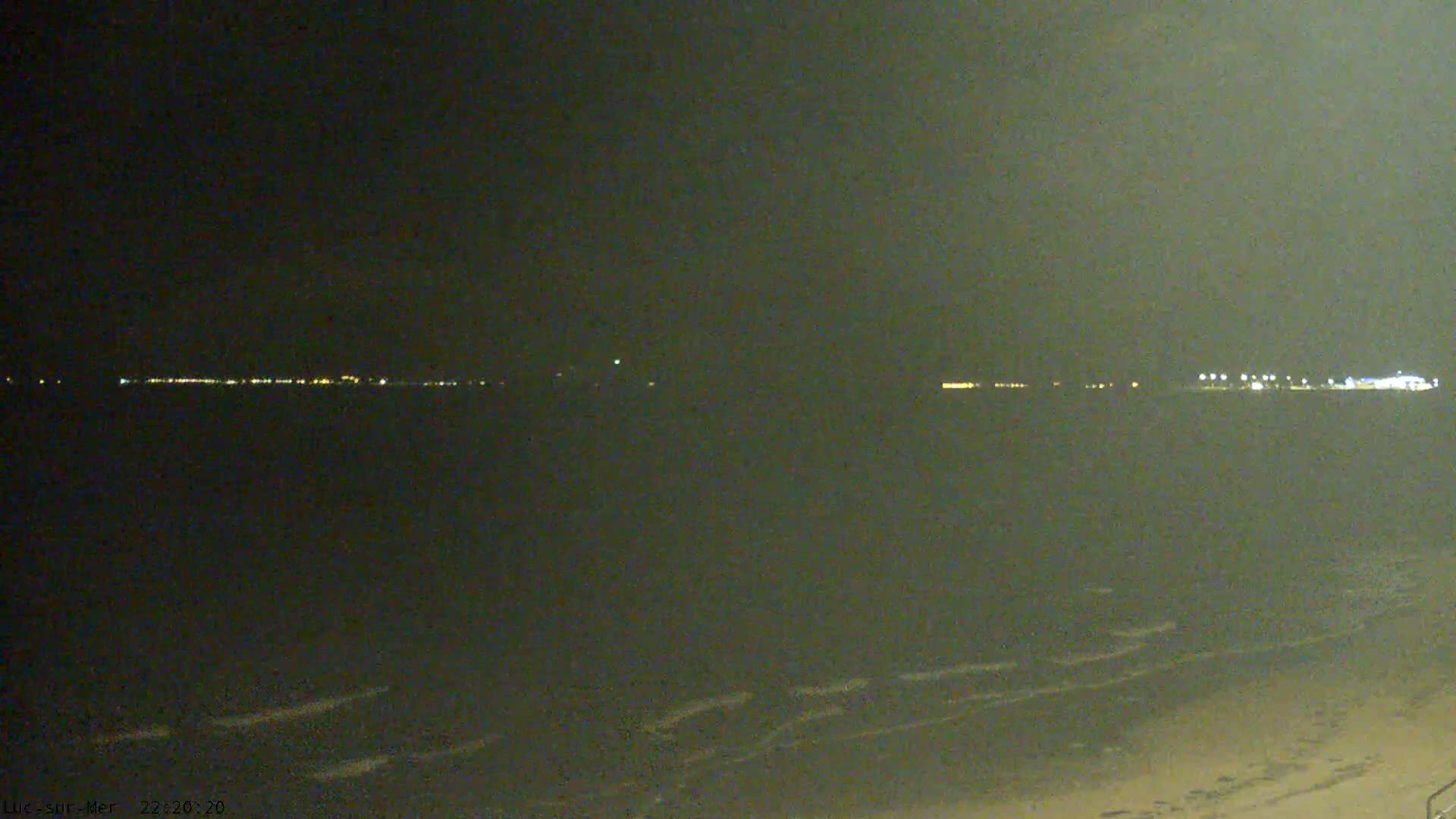 Plage de Luc-sur-Mer Beach Live Cam - Caen, Calvados, Normandie, France