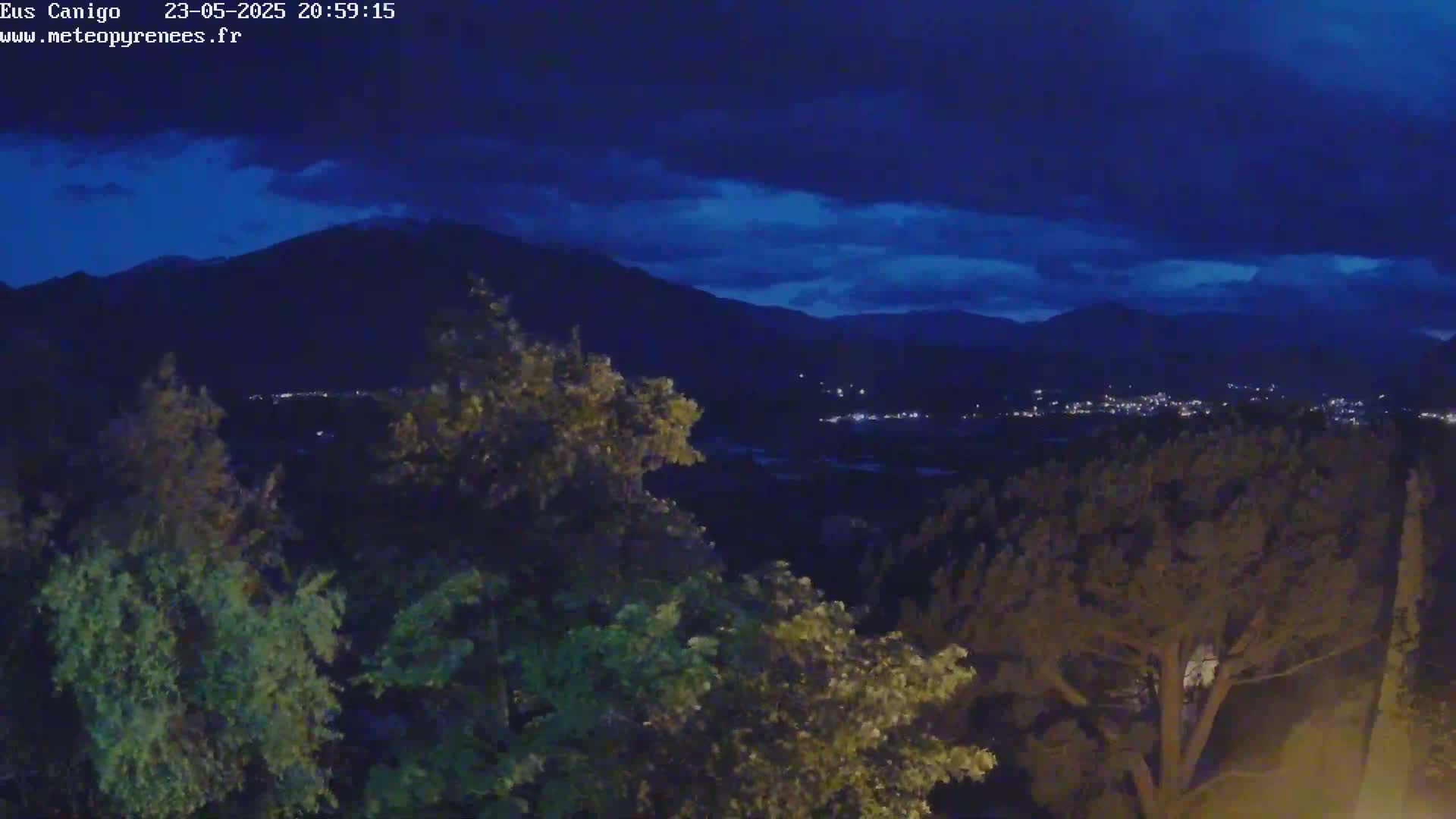 Eus Village & Prades City Skyline & Canigo Mountain View Live Cam - Prades, Pyrenees-Orientales, Occitanie, France