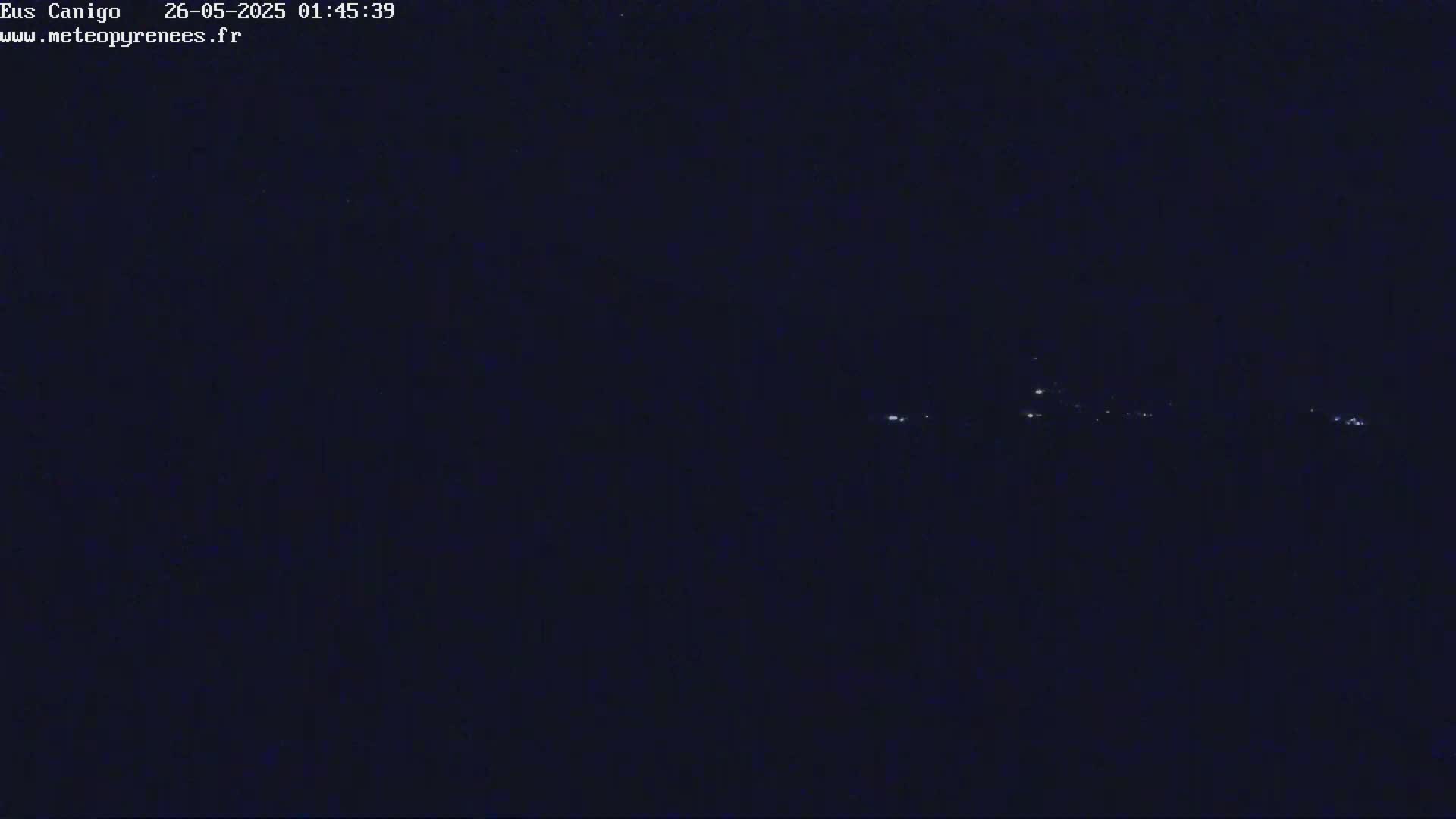 Eus Village & Prades City Skyline & Canigo Mountain View Live Cam - Prades, Pyrenees-Orientales, Occitanie, France