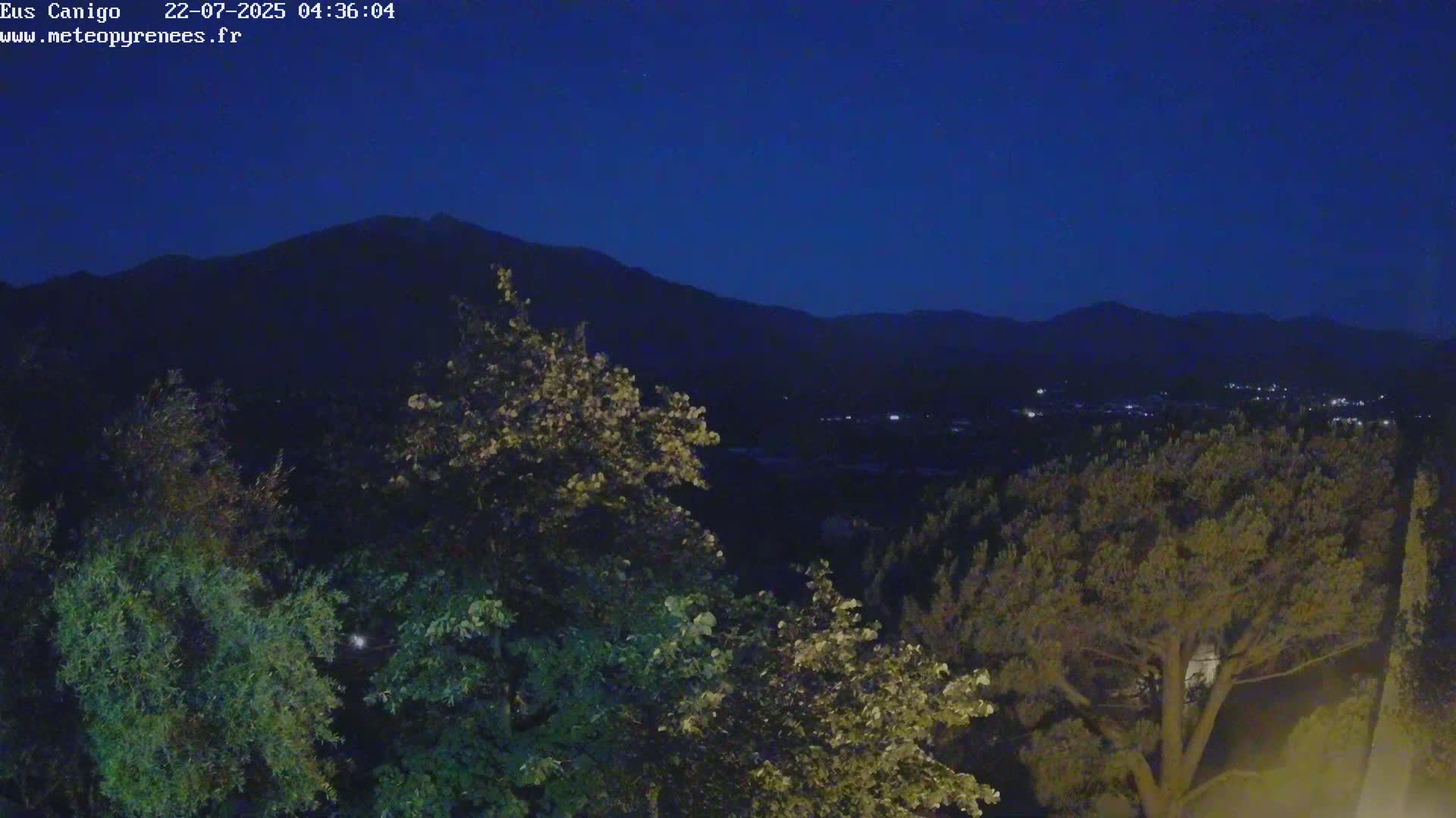 Eus Village & Prades City Skyline & Canigo Mountain View Live Cam - Prades, Pyrenees-Orientales, Occitanie, France