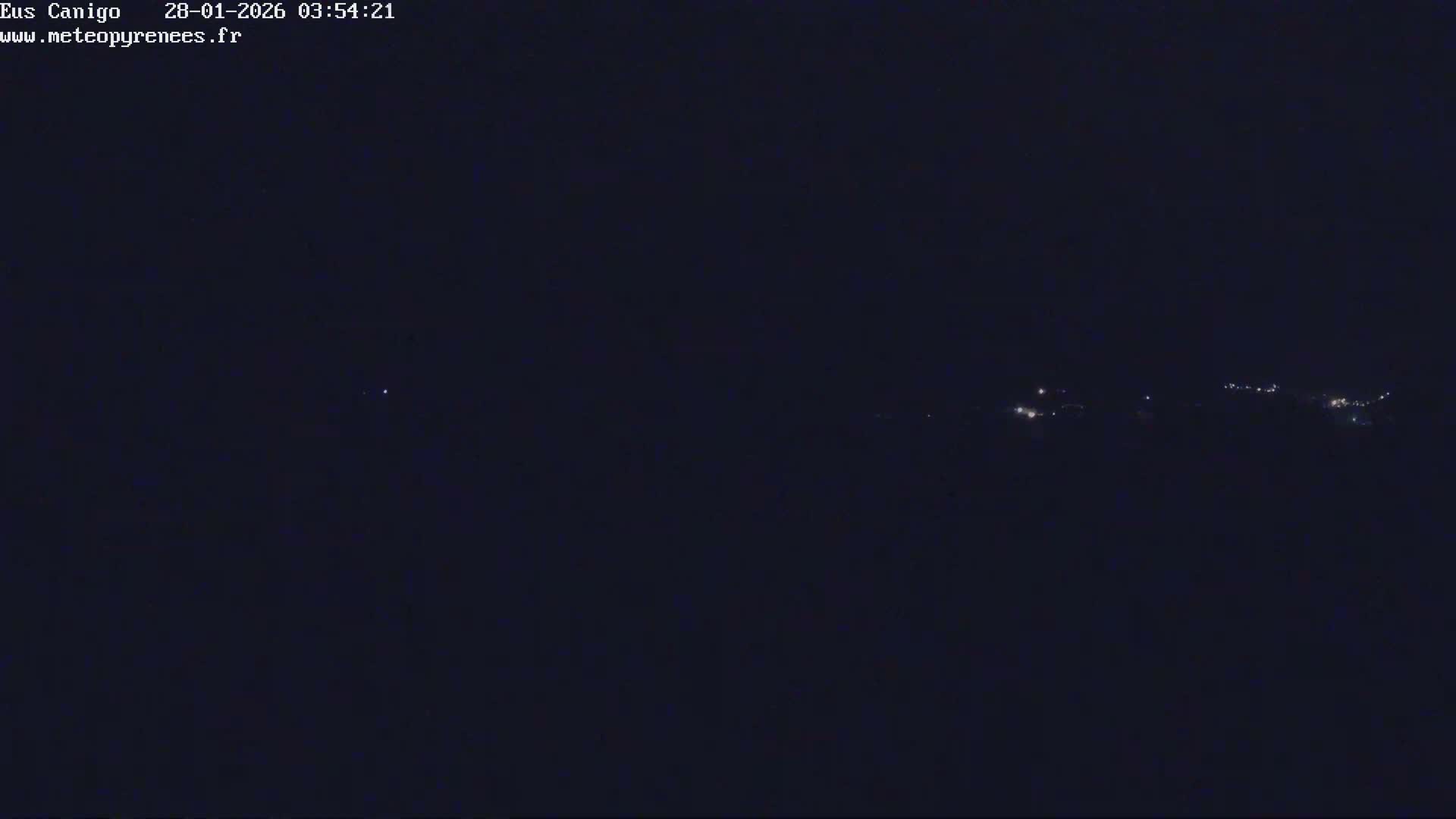 Eus Village & Prades City Skyline & Canigo Mountain View Live Cam - Prades, Pyrenees-Orientales, Occitanie, France