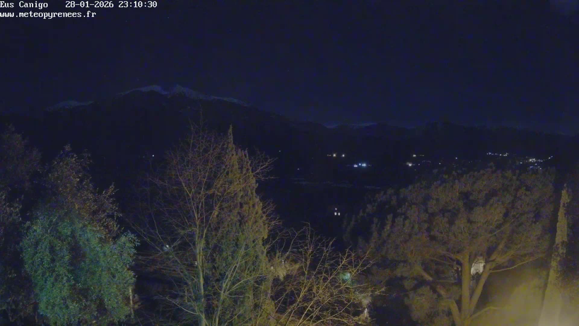 Eus Village & Prades City Skyline & Canigo Mountain View Live Cam - Prades, Pyrenees-Orientales, Occitanie, France