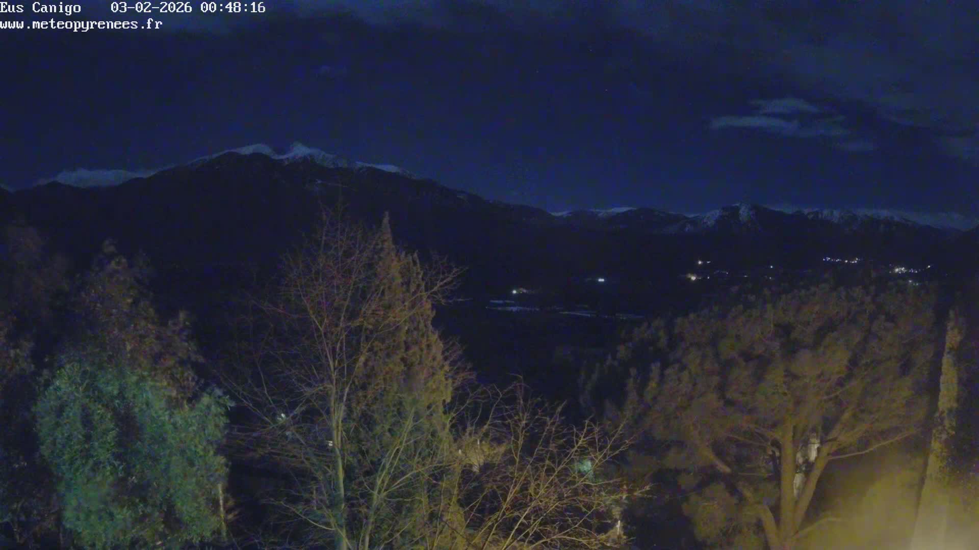 Eus Village & Prades City Skyline & Canigo Mountain View Live Cam - Prades, Pyrenees-Orientales, Occitanie, France