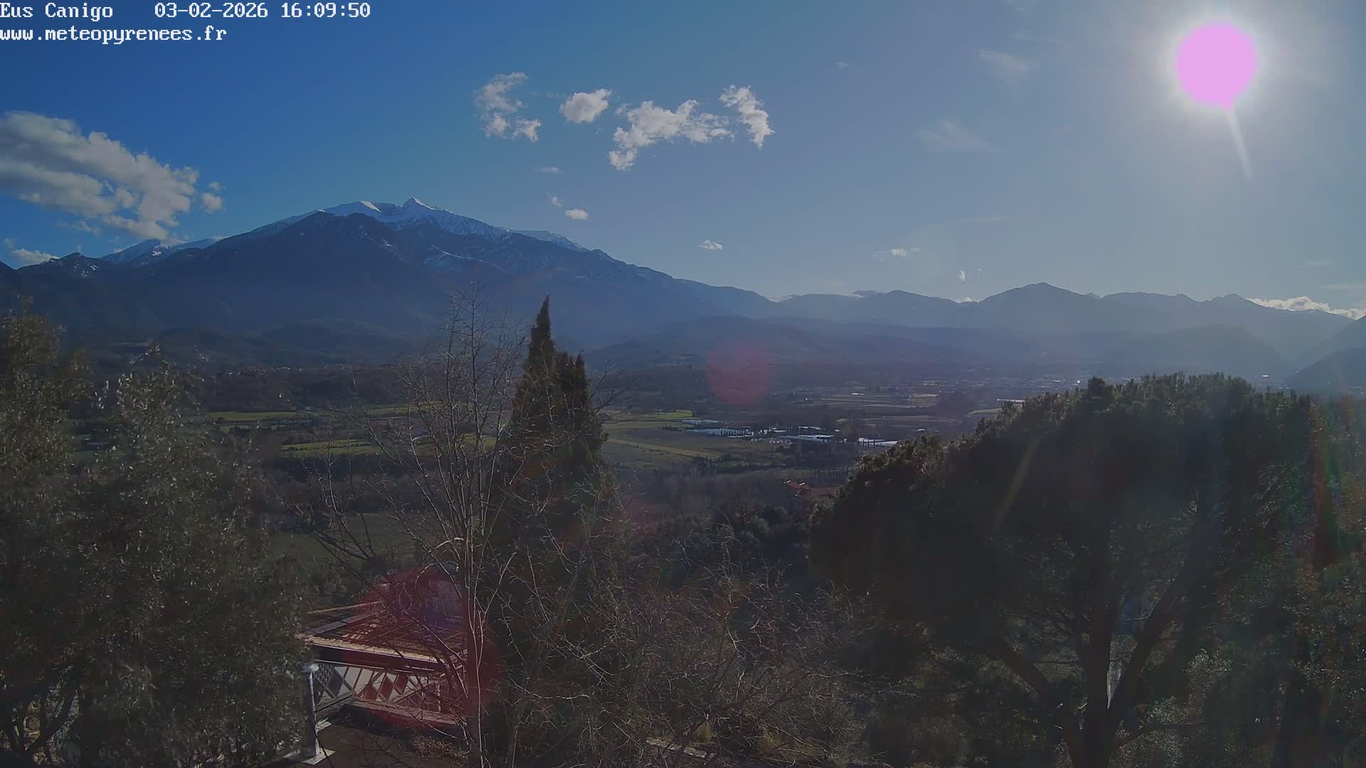 Eus Village & Prades City Skyline & Canigo Mountain View Live Cam - Prades, Pyrenees-Orientales, Occitanie, France