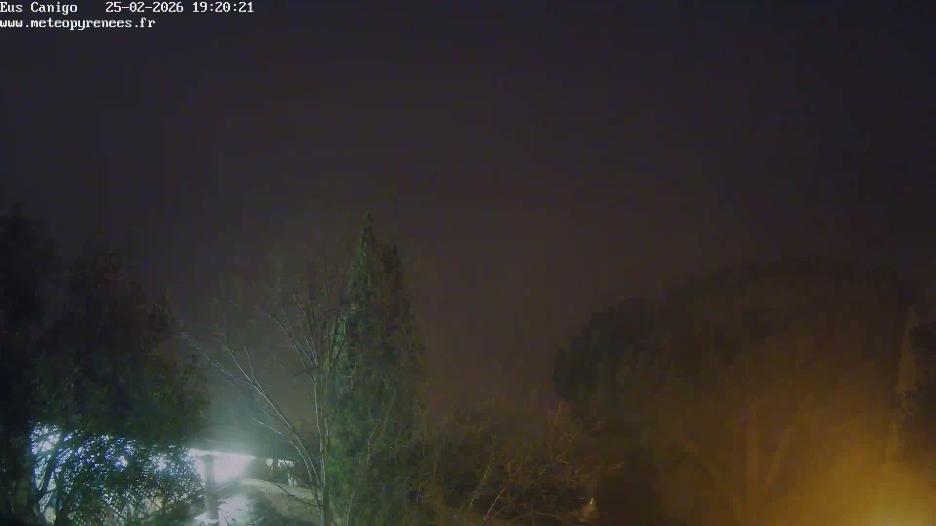 Eus Village & Prades City Skyline & Canigo Mountain View Live Cam - Prades, Pyrenees-Orientales, Occitanie, France