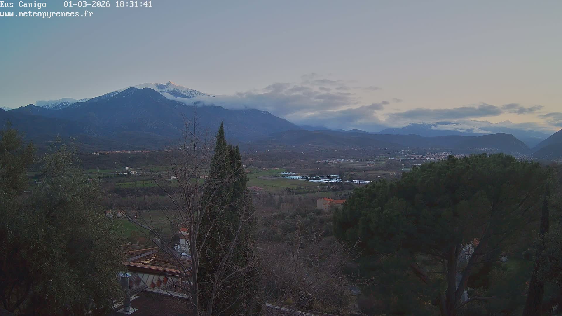 Eus Village & Prades City Skyline & Canigo Mountain View Live Cam - Prades, Pyrenees-Orientales, Occitanie, France