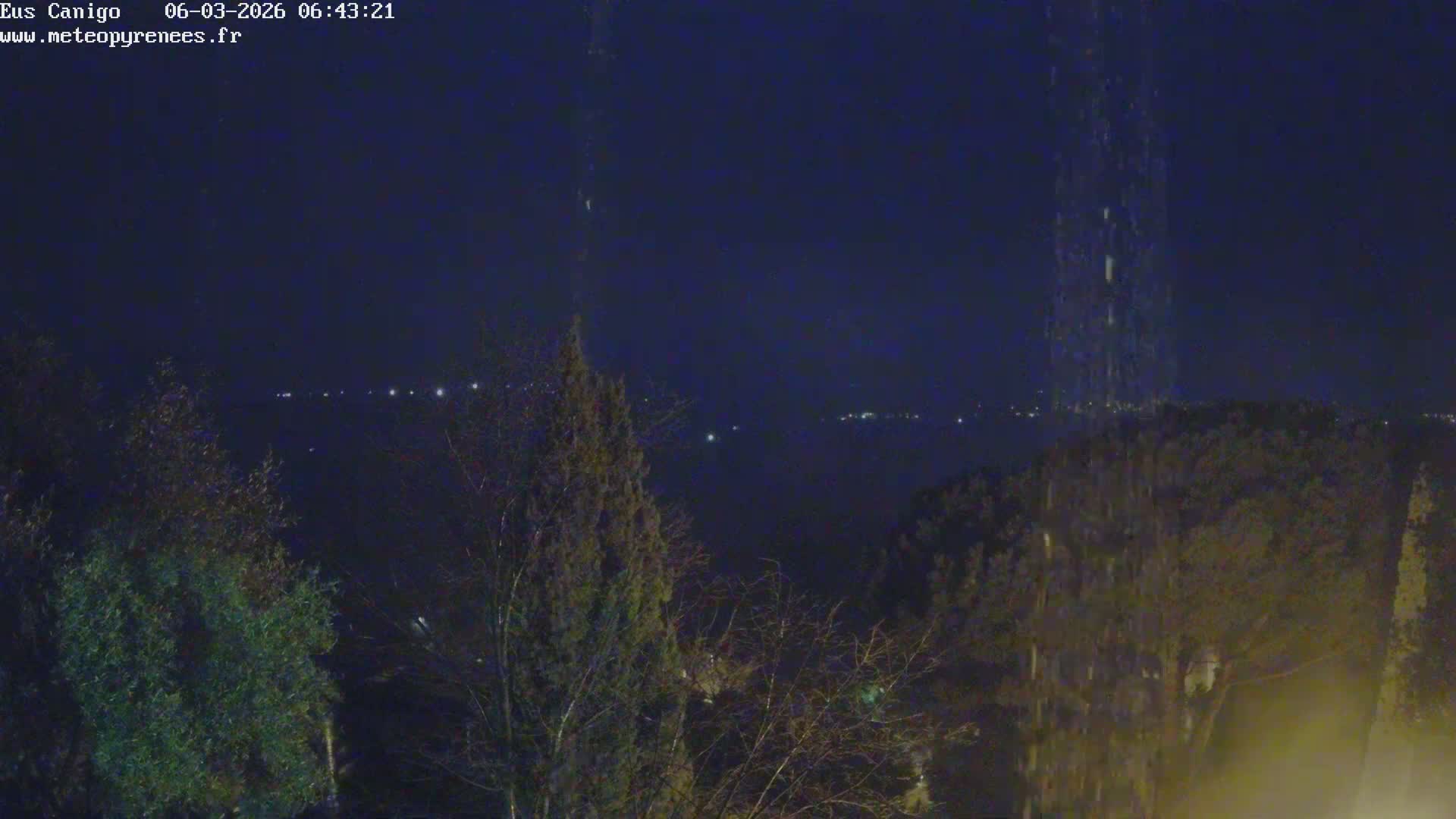 Eus Village & Prades City Skyline & Canigo Mountain View Live Cam - Prades, Pyrenees-Orientales, Occitanie, France