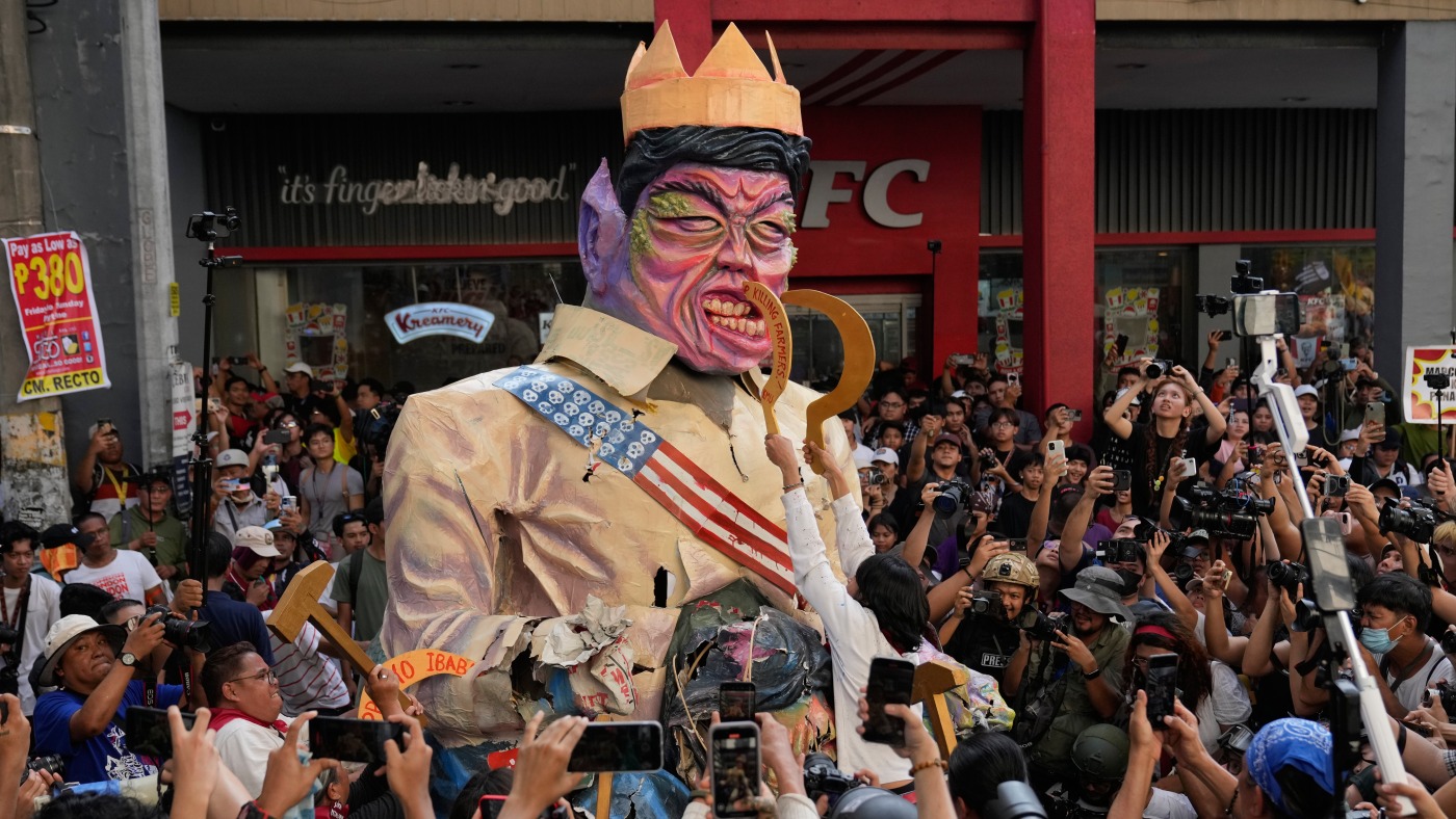 Philippines Rallies Against Corruption: Thousands Demand Stolen Funds Returned & Officials Prosecuted Amid Scandal