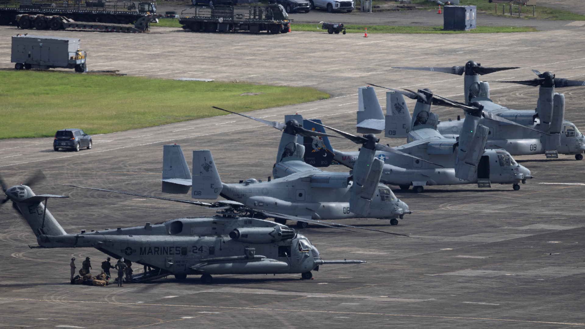 Palestinian Students Return to Classes at Gaza University, Resuming Academic Life