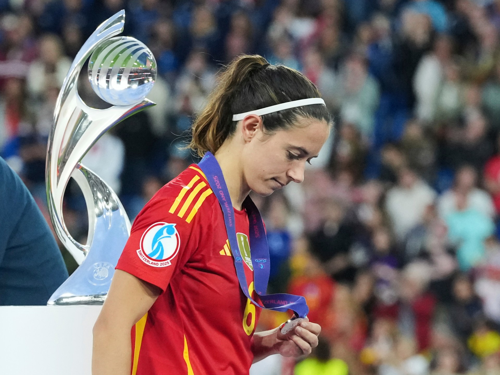 Spain & Barcelona Star Aitana Bonmatí Sidelined for Months with Leg Fracture: Major Blow to Club & Country