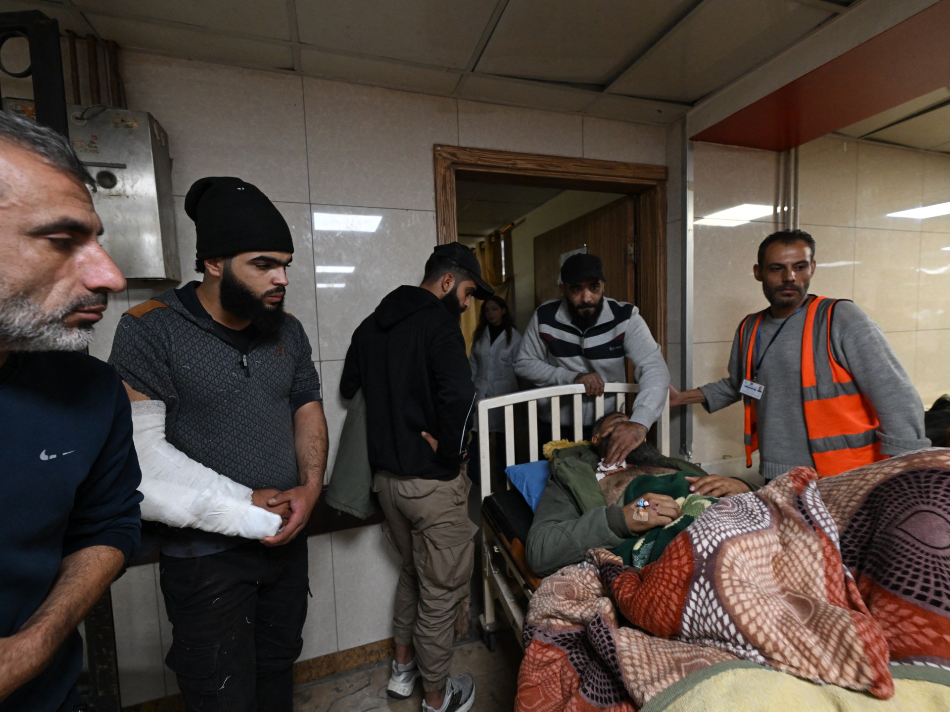 Trump Urges Israel-Syria Dialogue Amid Rising Tensions and Israeli Strikes, Praises New Syrian Government