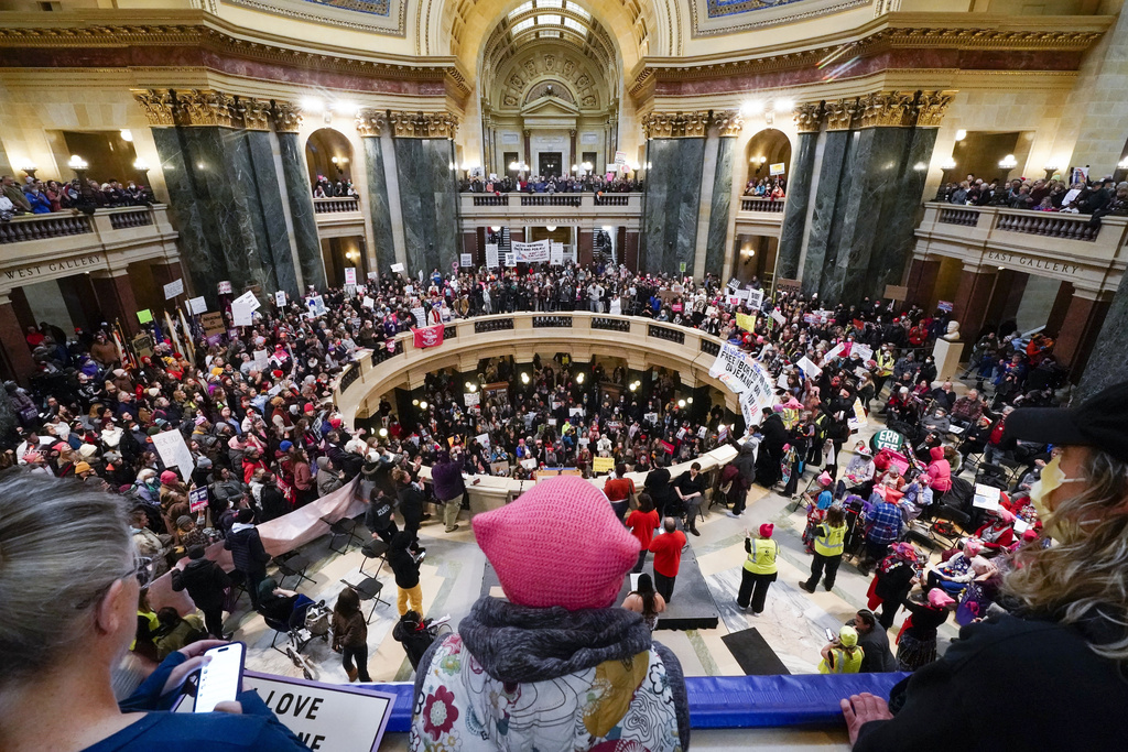 Wisconsin Supreme Court Overturns 1849 Abortion Ban: Pro-Choice Victory