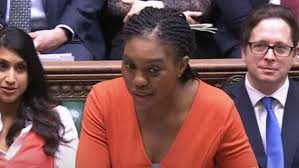 UK PM Starmer Supports Reeves Amid Budget U-Turn Criticism