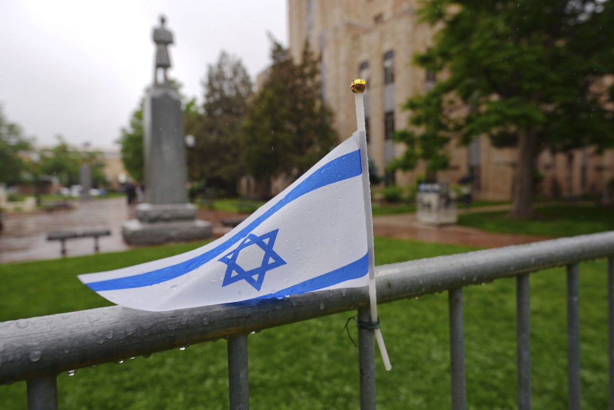 Holocaust Survivor Burned in Boulder Shares Message of Hope