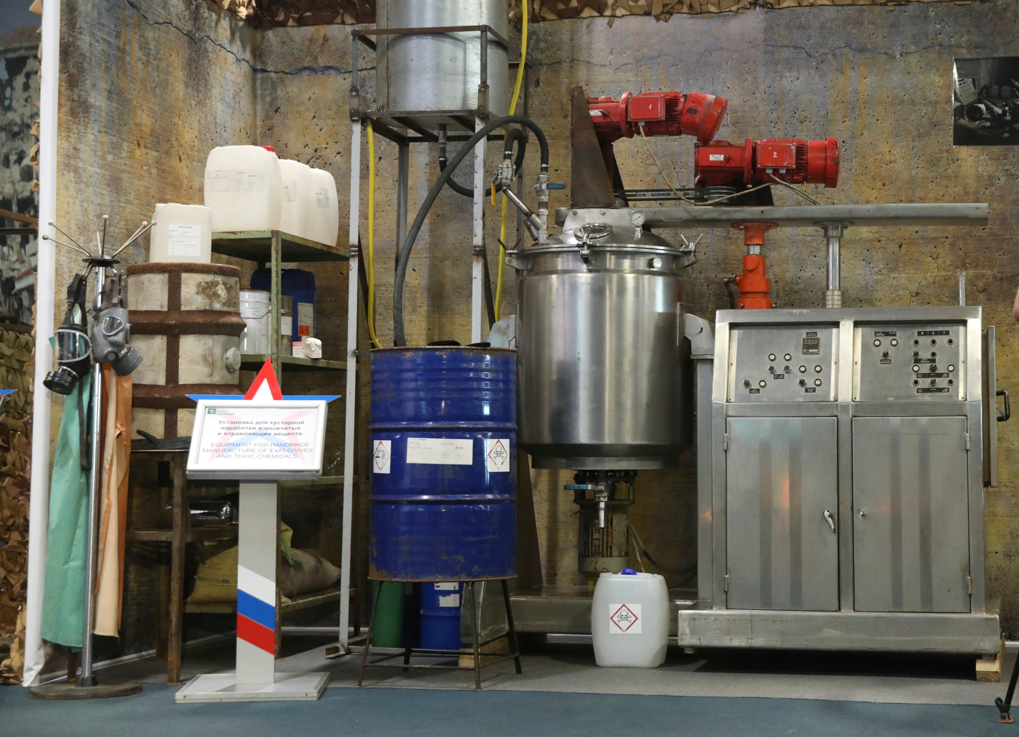 Dutch Intel: Russia Escalates Chemical Weapon Use in Ukraine
