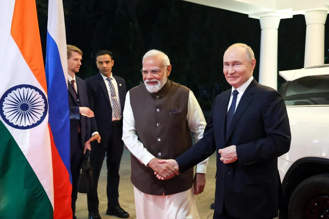 Putin Questions US Double Standards on India's Russian Oil Imports Amid Historic Delhi Visit