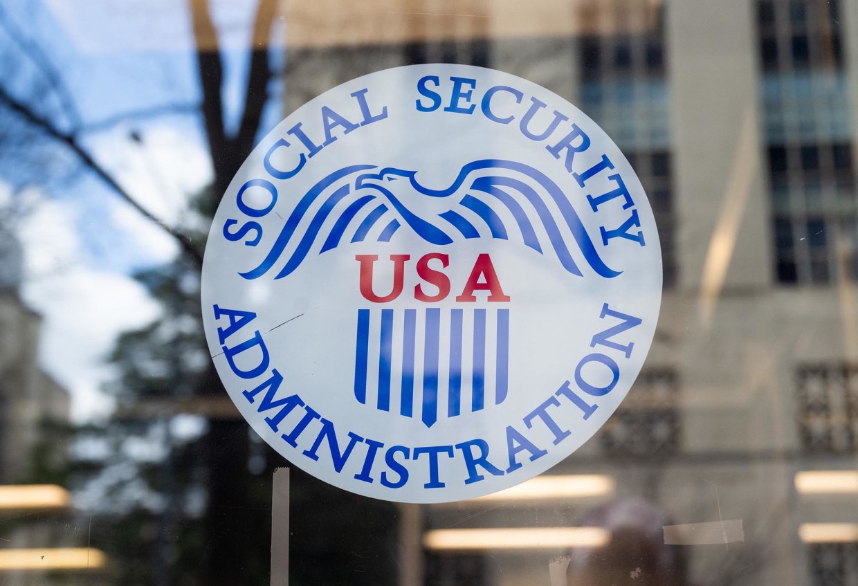 Social Security Email Misleads on Trump Tax Cuts: NBC News Report