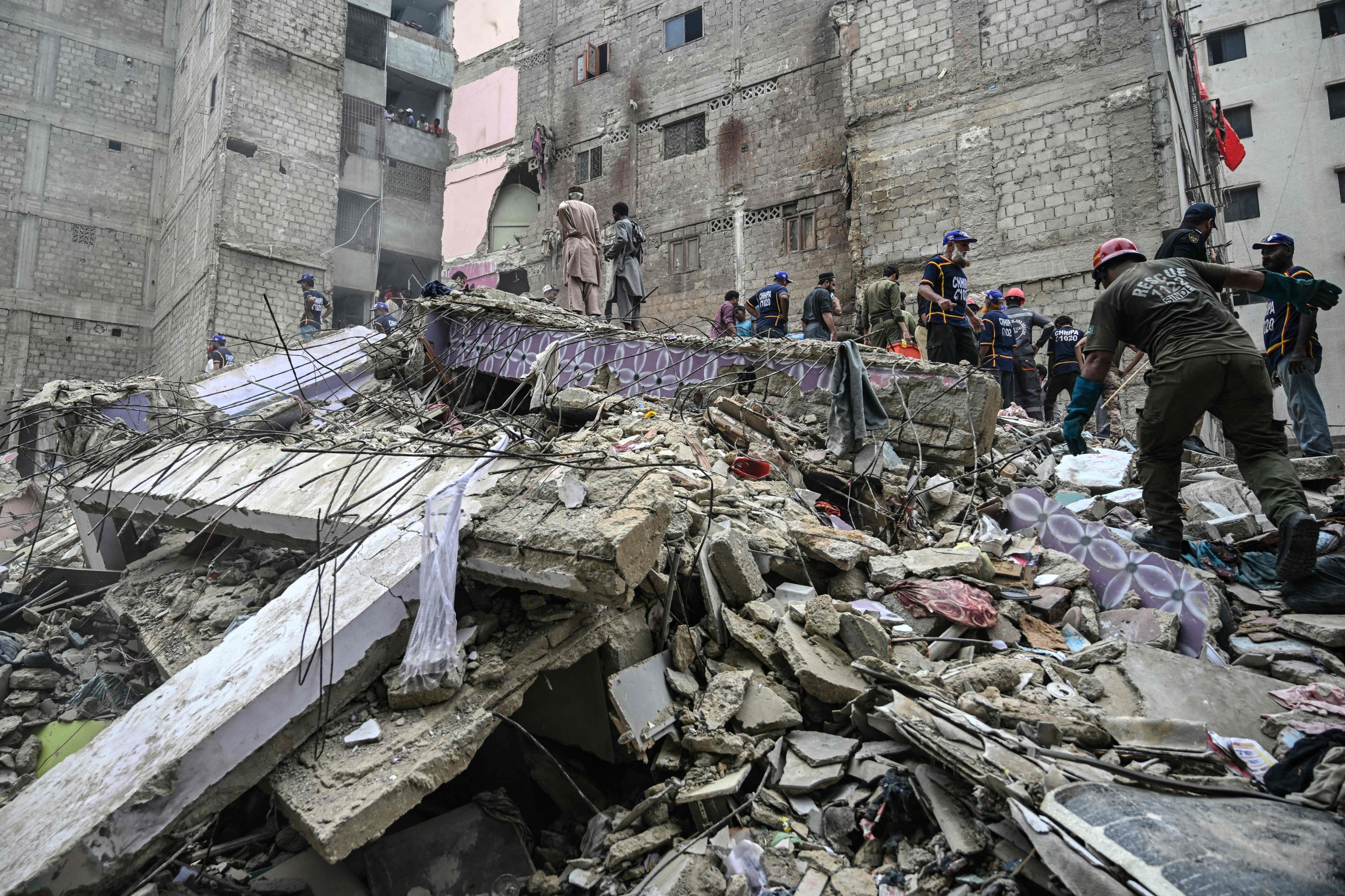Karachi Building Collapse: Death Toll Rises, Residents Blamed