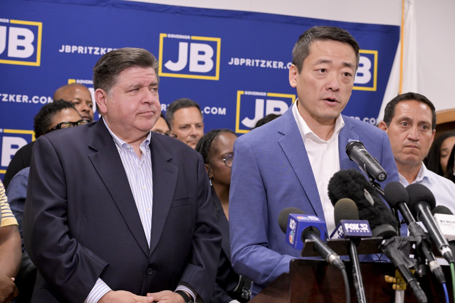 Texas Democrats Seek Refuge with Illinois Governor Pritzker: A Strategic Move