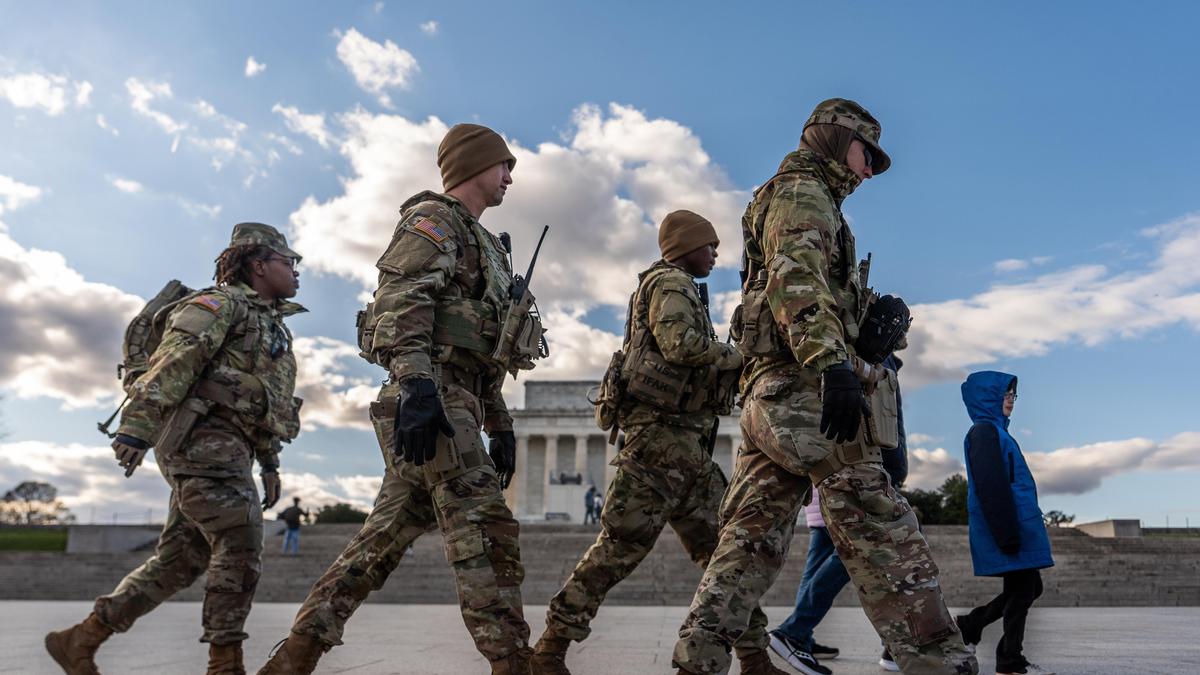 US Appeals Court Upholds Trump's National Guard Deployment in Washington D.C., Overturns Injunction