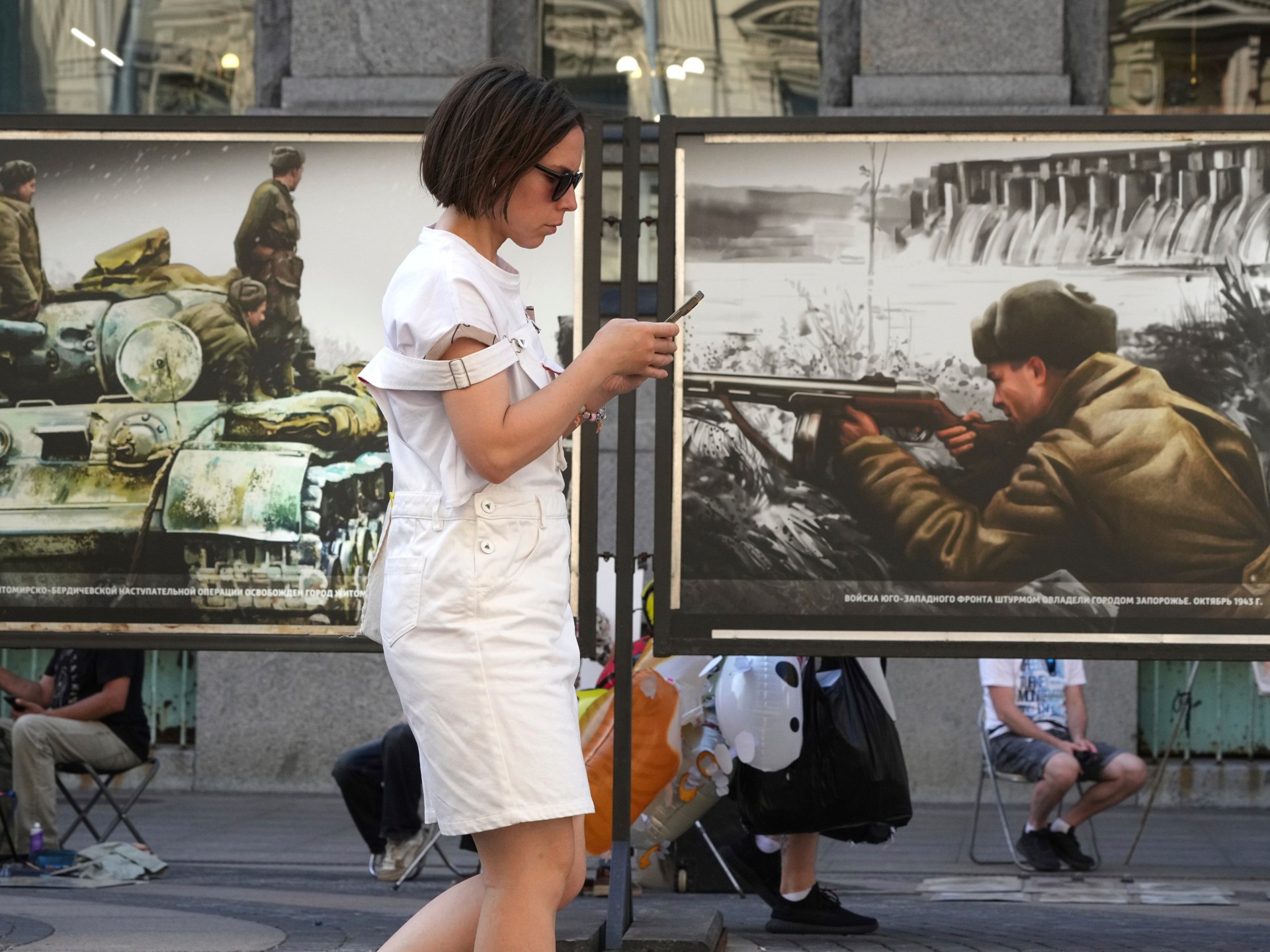 Russia Blocks Snapchat & FaceTime, Deepening Digital Control Over Foreign Tech Platforms Citing Security Threats