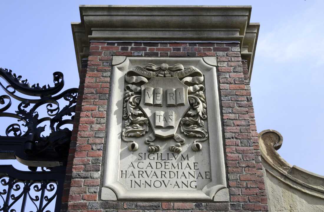 Judge Halts Trump's Foreign Student Ban at Harvard - Legal Update