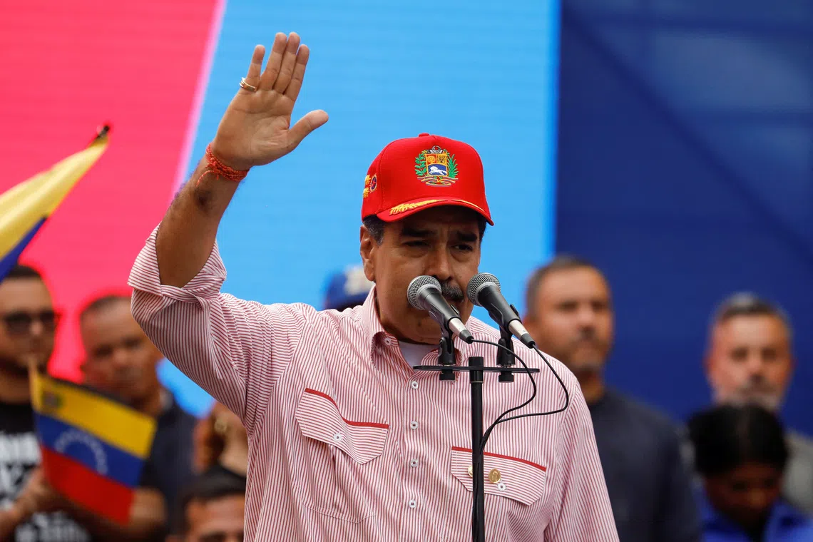 Cuban Regime Elements Contact US Officials on Post-Maduro Venezuela Amid Escalating US Pressure & Military Buildup