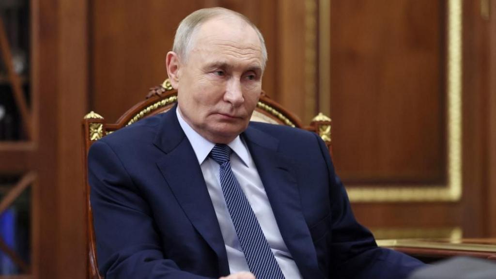Russian Ex-Transport Minister Dies by Suicide After Dismissal by Putin
