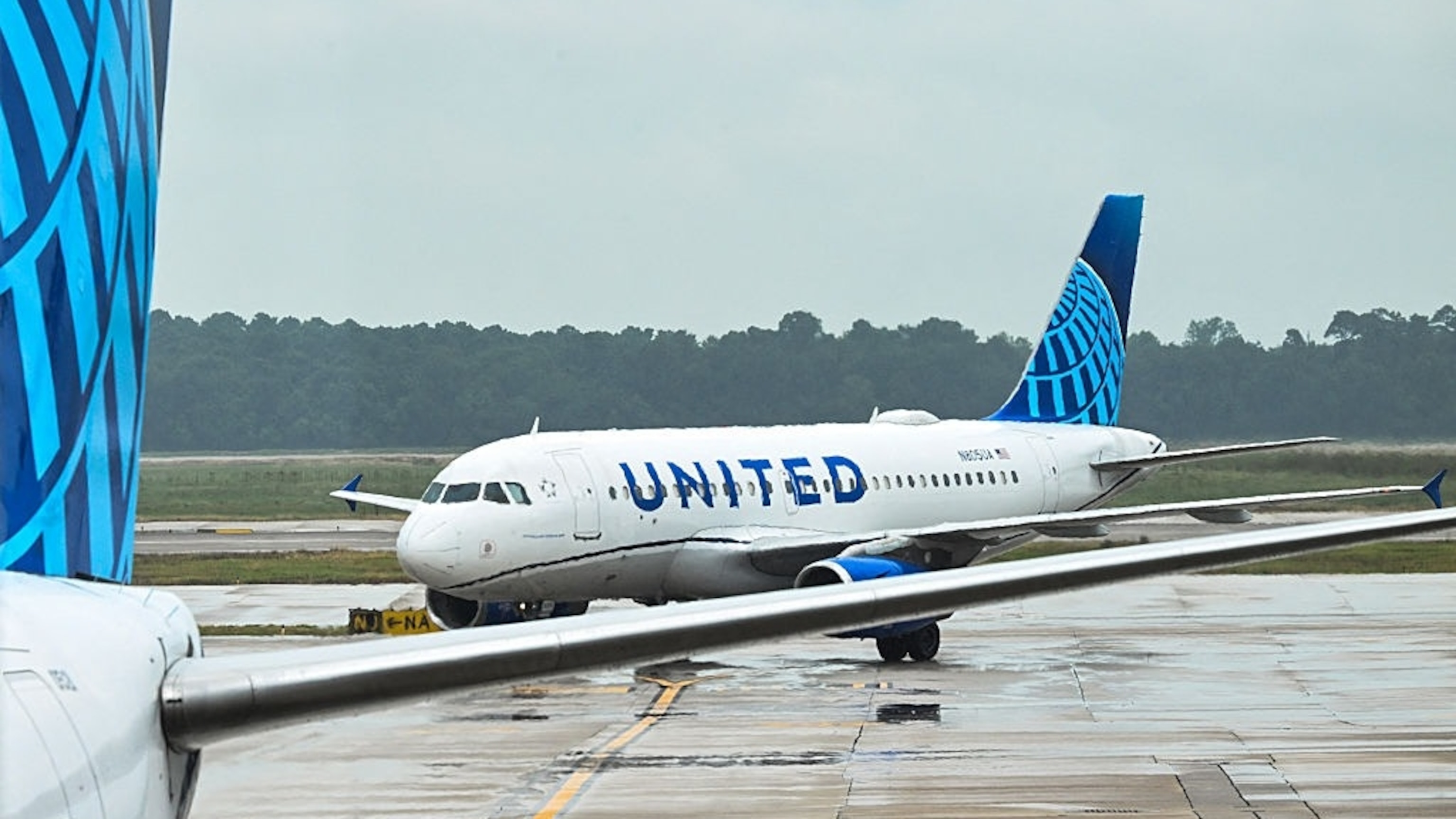 United Airlines Grounds Flights Nationwide Due to Tech Issue