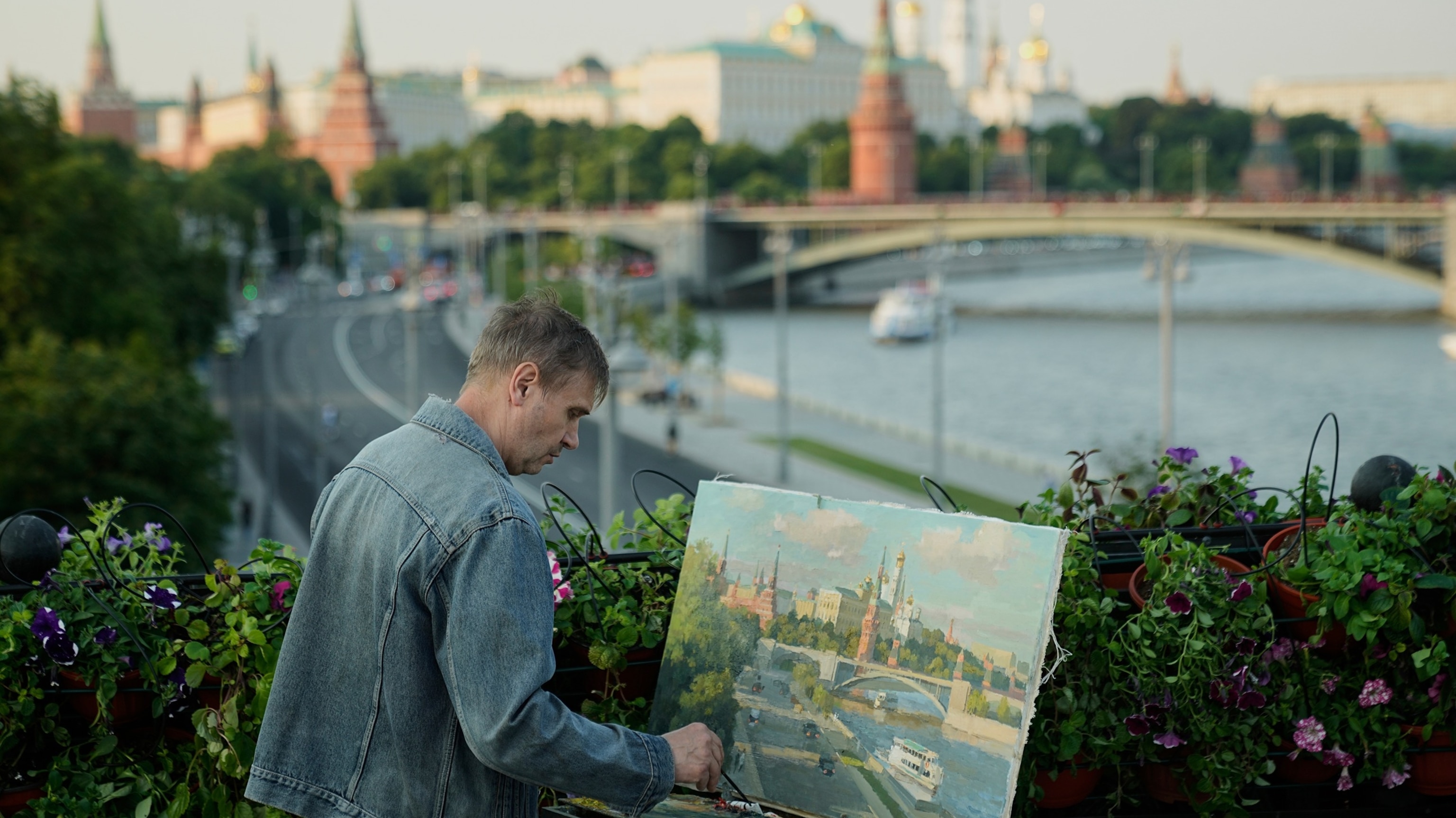 Ukraine Drone Attacks Target Moscow Amid Zelenskyy's Call for Putin Accountability