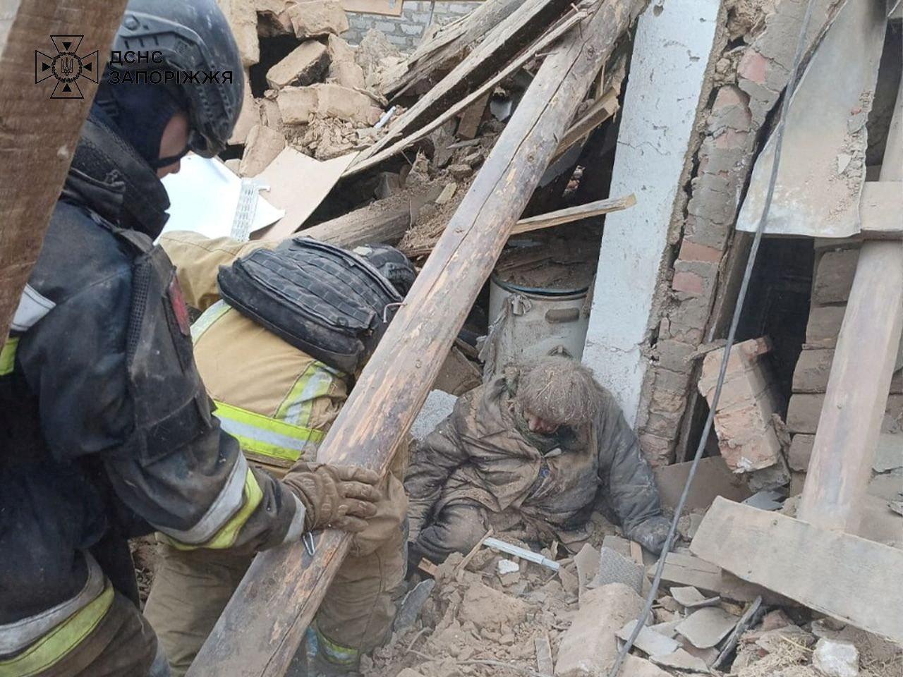 Russia unleashes massive drone and missile attack on Ukraine as diplomatic talks continue