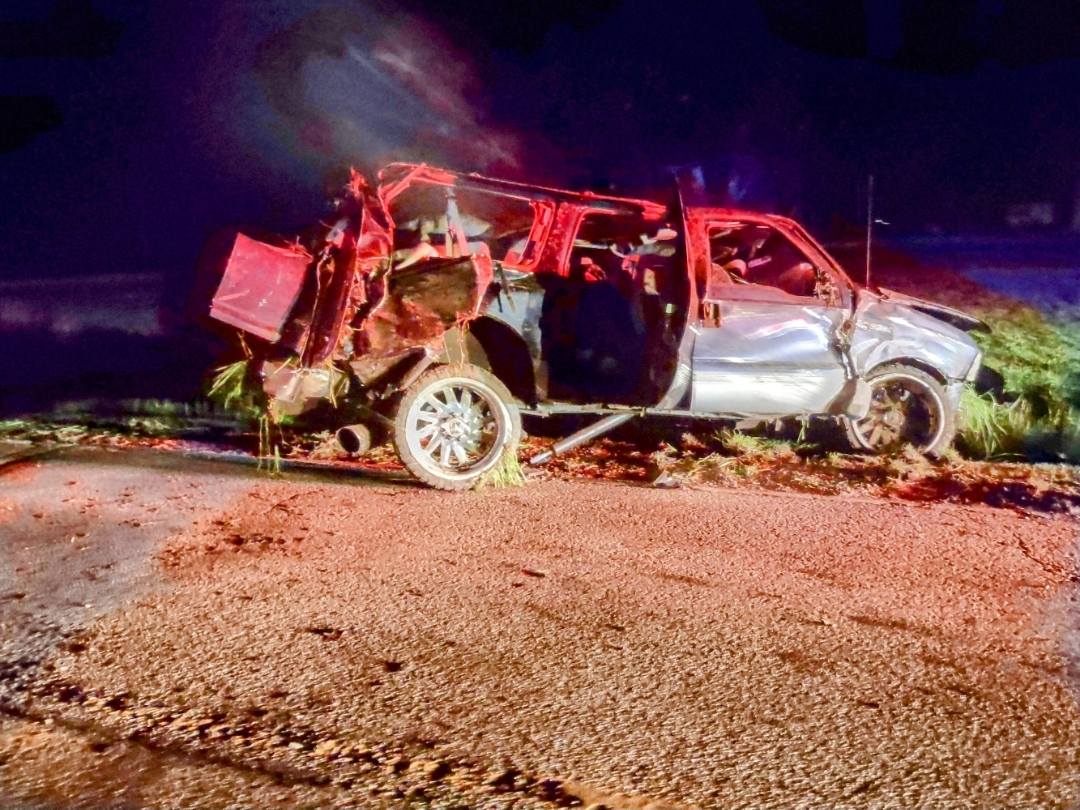 Southeast Wisconsin Vehicle Rollover: One Trapped, Five Hospitalized