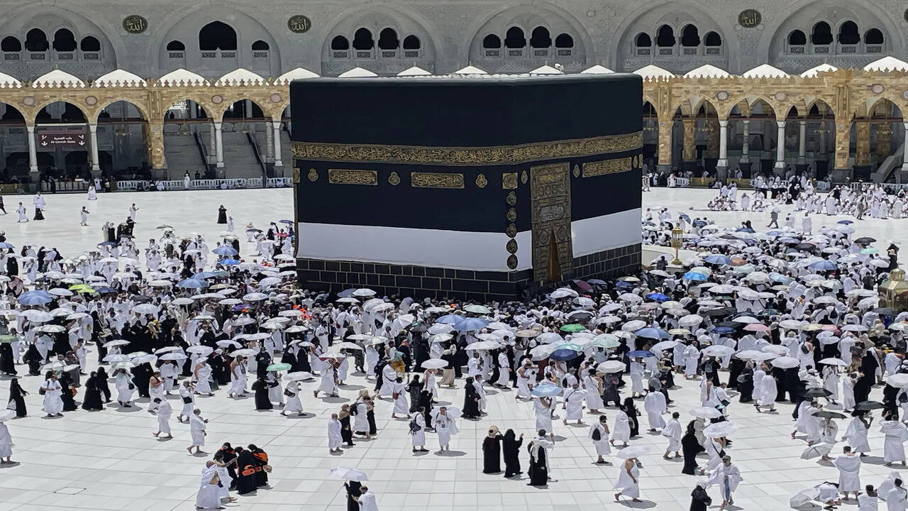 Saudi Arabia Resumes Umrah Visa Issuance June 10: Pilgrim Guide