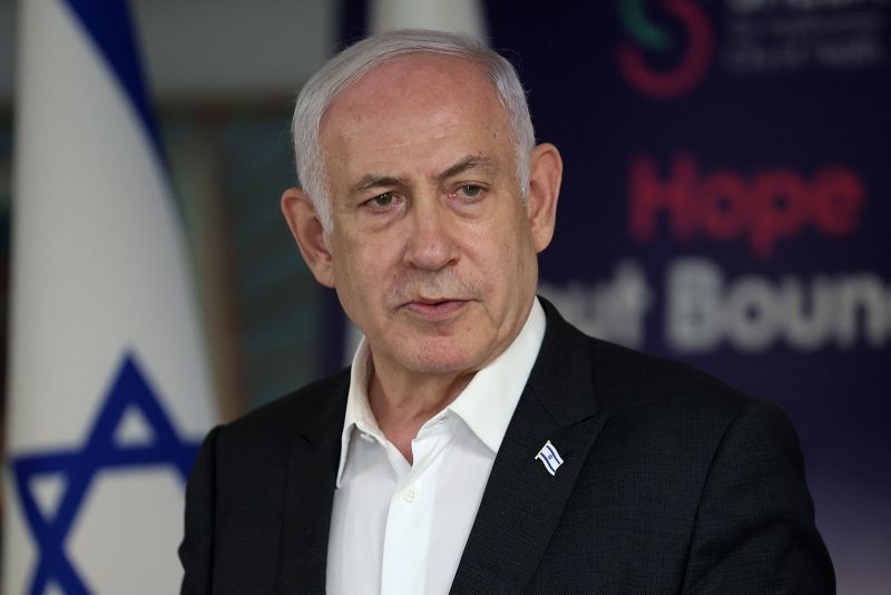 Ex-Israeli PM Slams Netanyahu Amid Hamas Ceasefire Talks