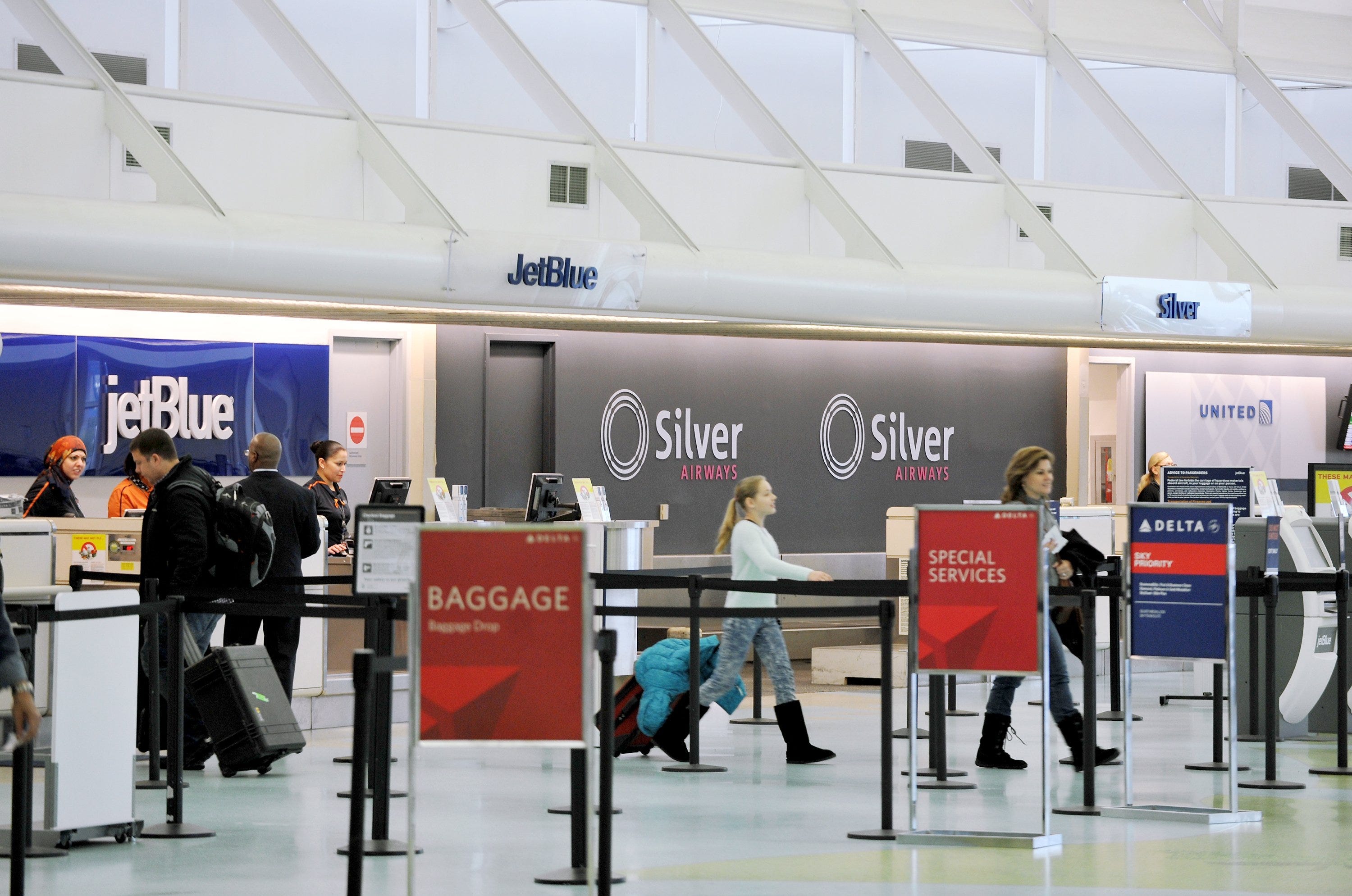 Silver Airways Shuts Down: All Flights Canceled, Travelers Stranded