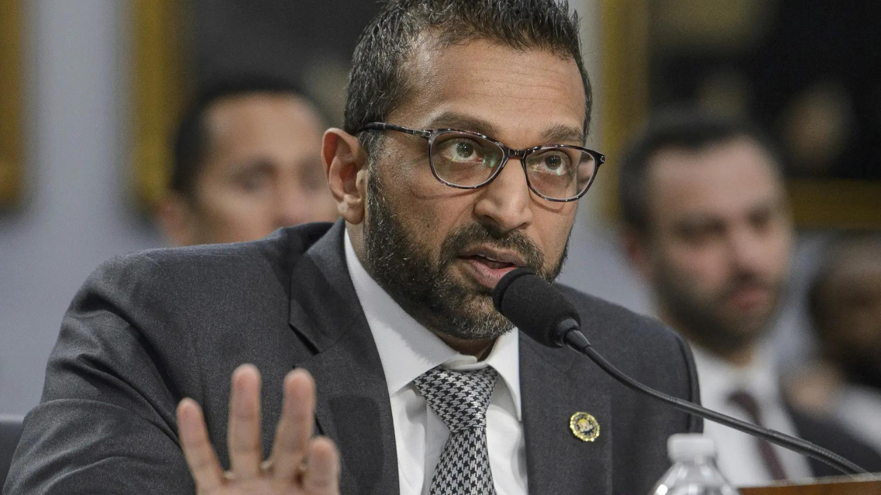 Kash Patel Resignation? FBI Director's Clash Over Epstein Documents Deepens