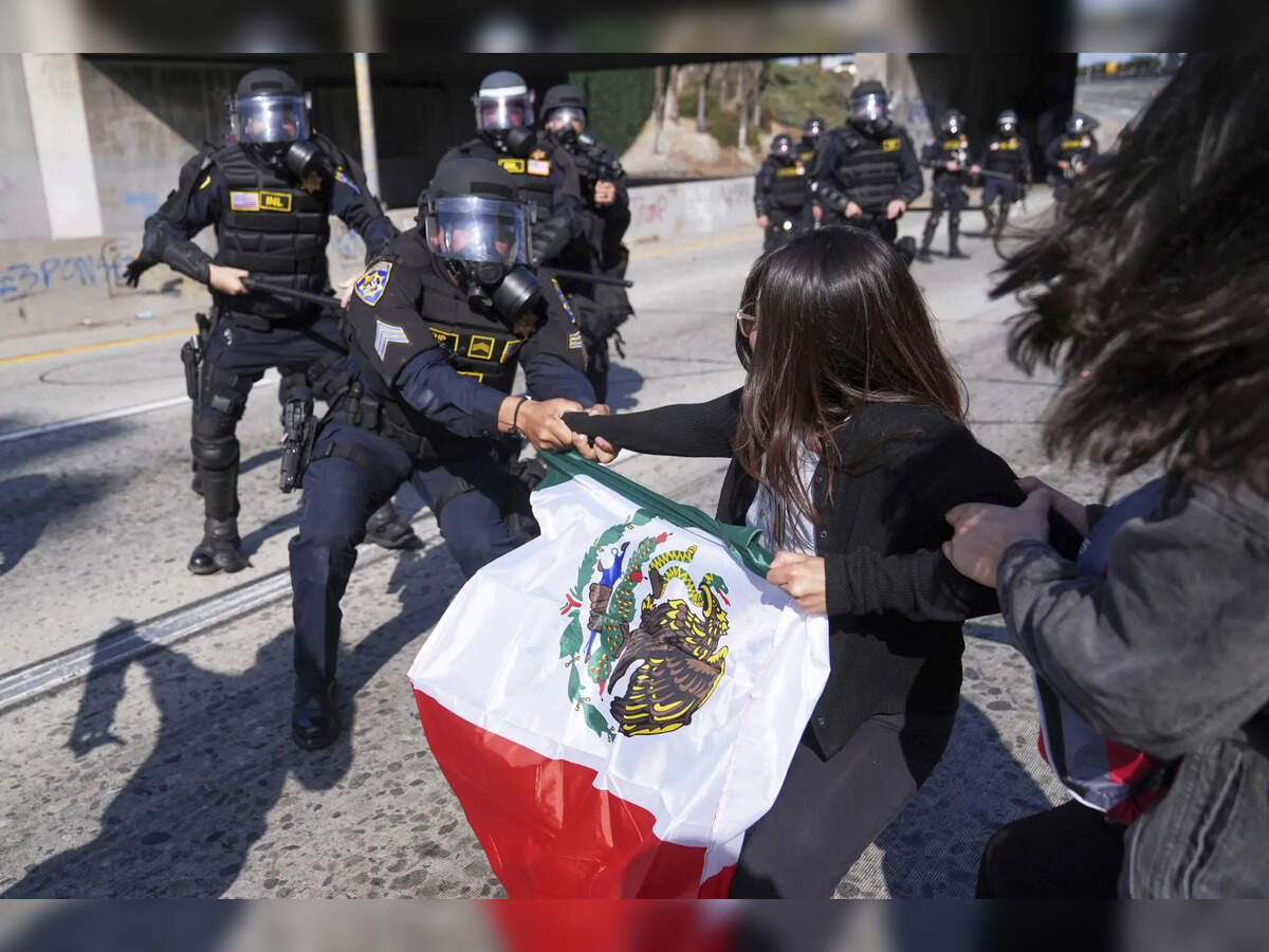 LA Anti-Trump Protests: Balloons, Bubbles, and Tear Gas Turn Chaotic