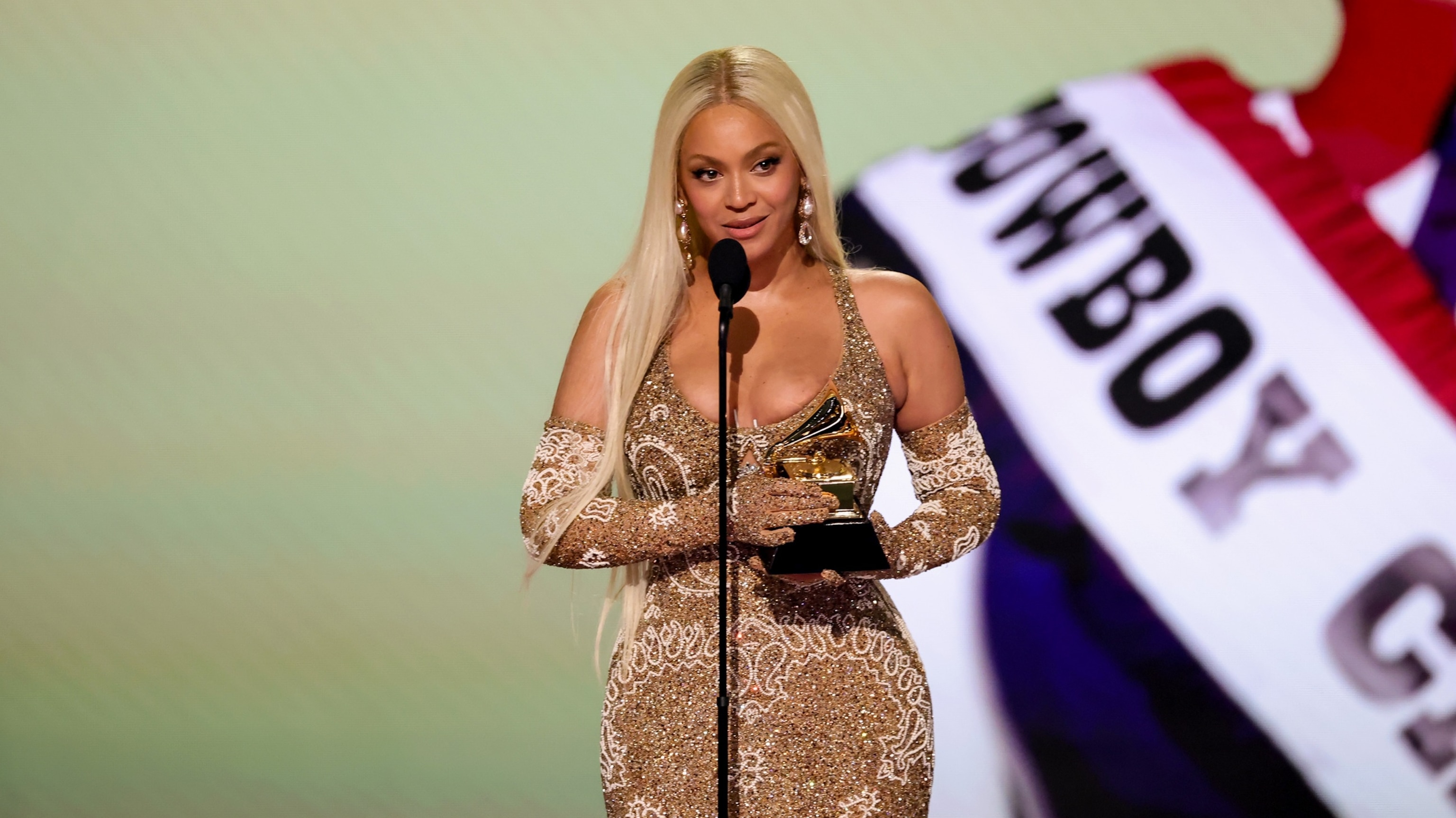 Beyoncé's Unreleased Music Stolen from Hard Drives in Atlanta