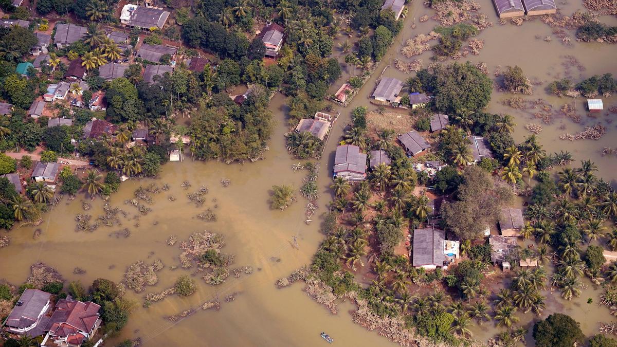 Sri Lanka Lawmakers Convene to Accelerate Cyclone Aid After Ditwah Devastation: 643 Dead, 184 Missing