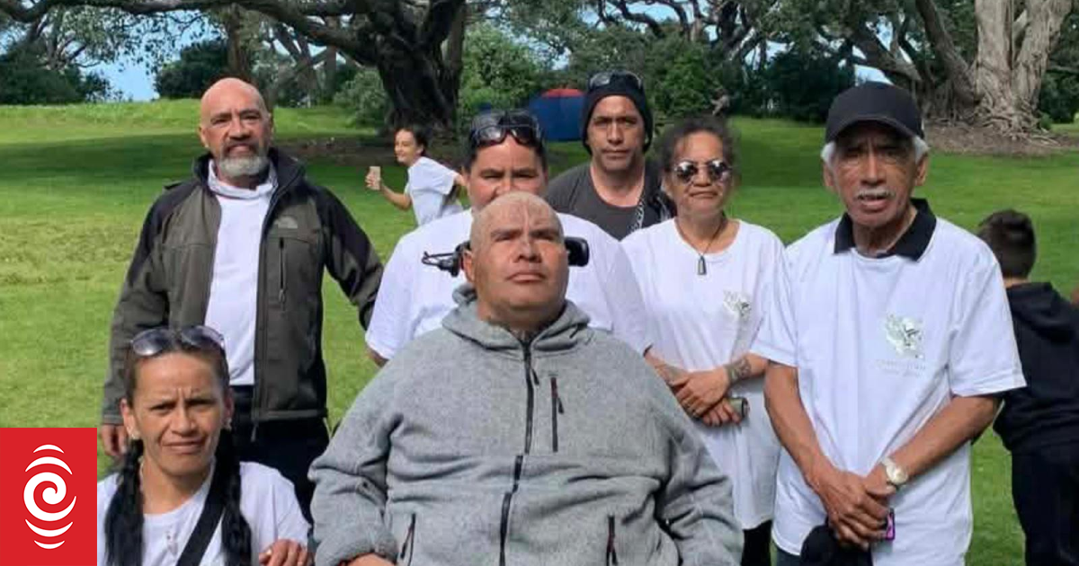 Tetraplegic man loses essential equipment in fire and can't return home