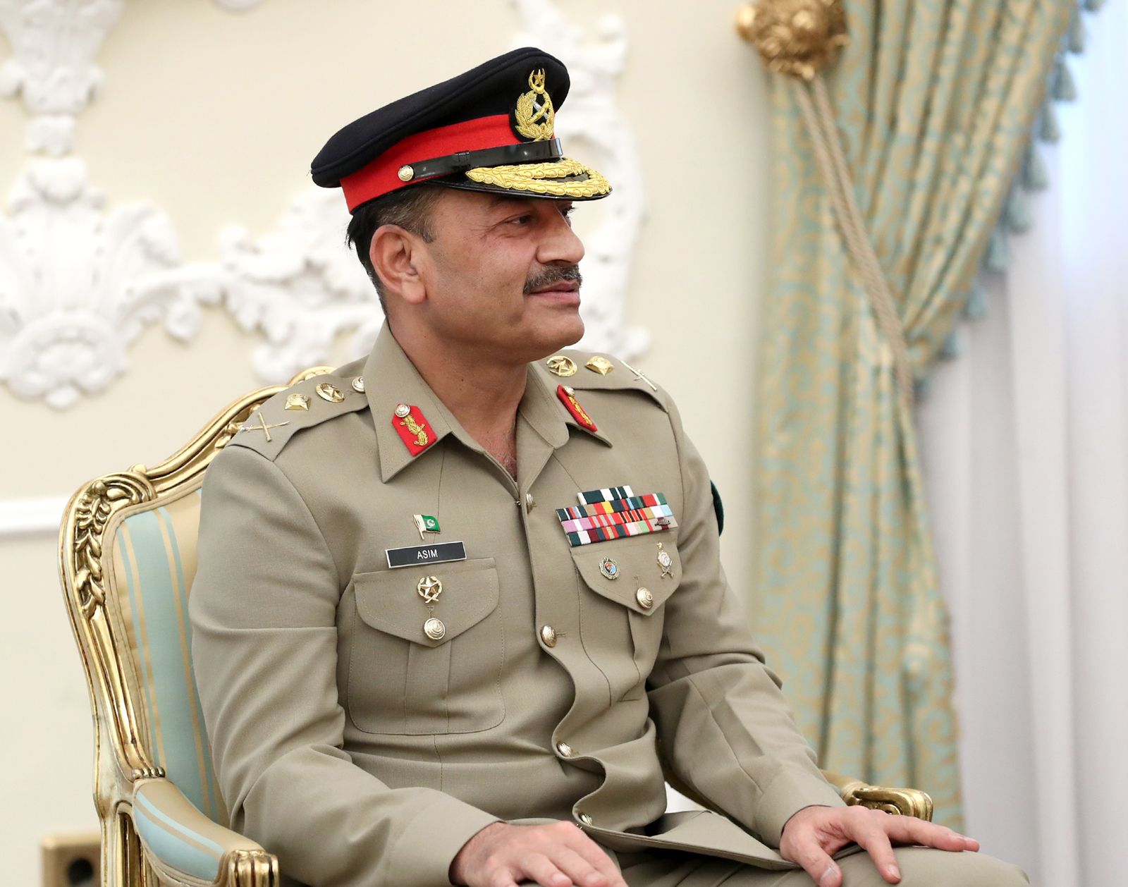 Asim Munir's Purported US Visit Sparks Protests by PTI Supporters in Washington