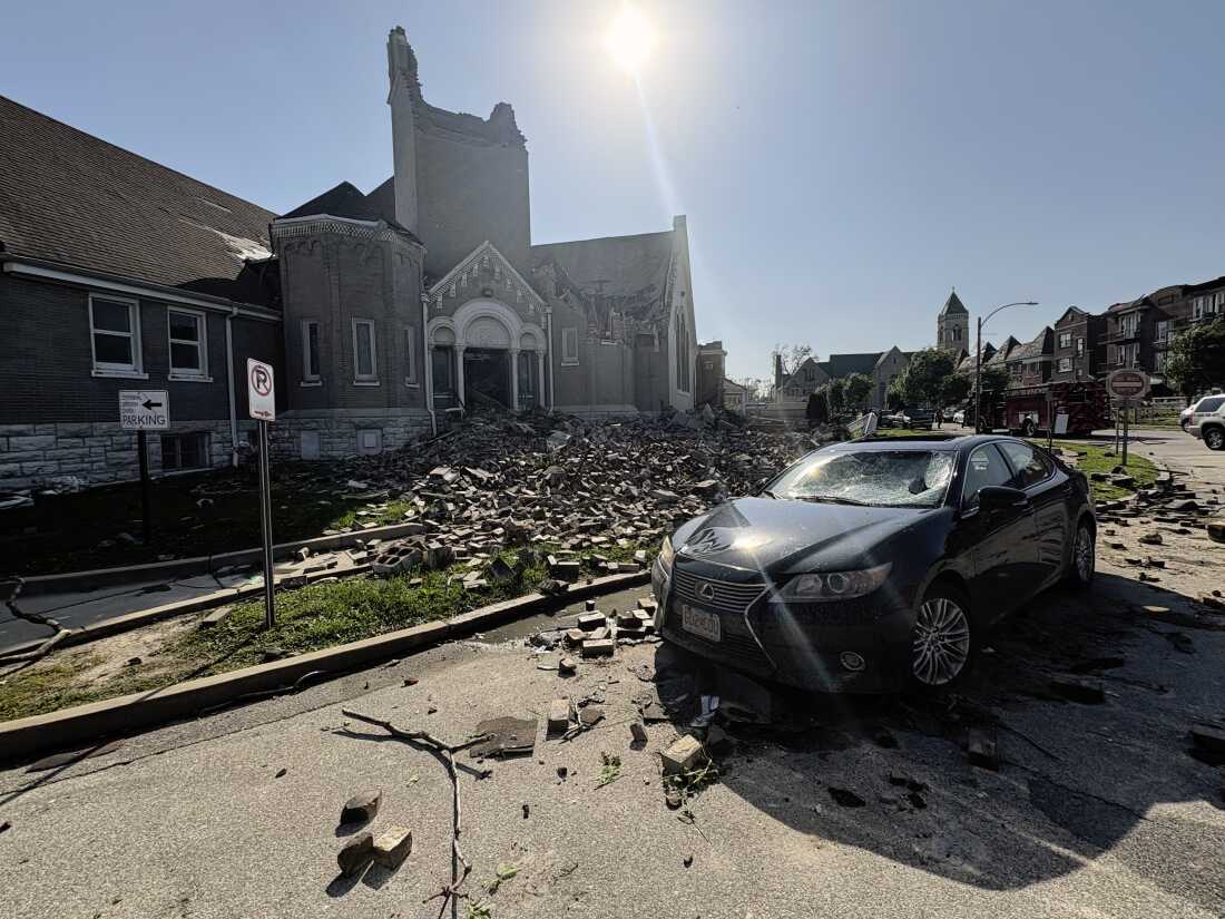 Midwest Storms Cause Devastation: At Least 7 Dead, Widespread Damage