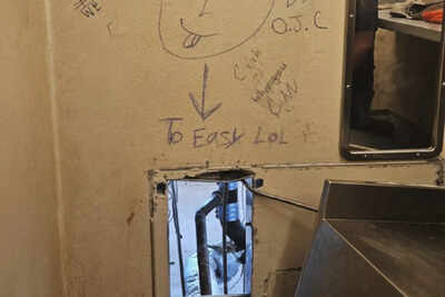 New Orleans Jailbreak: 10 Inmates Escape Through Cell Wall Hole