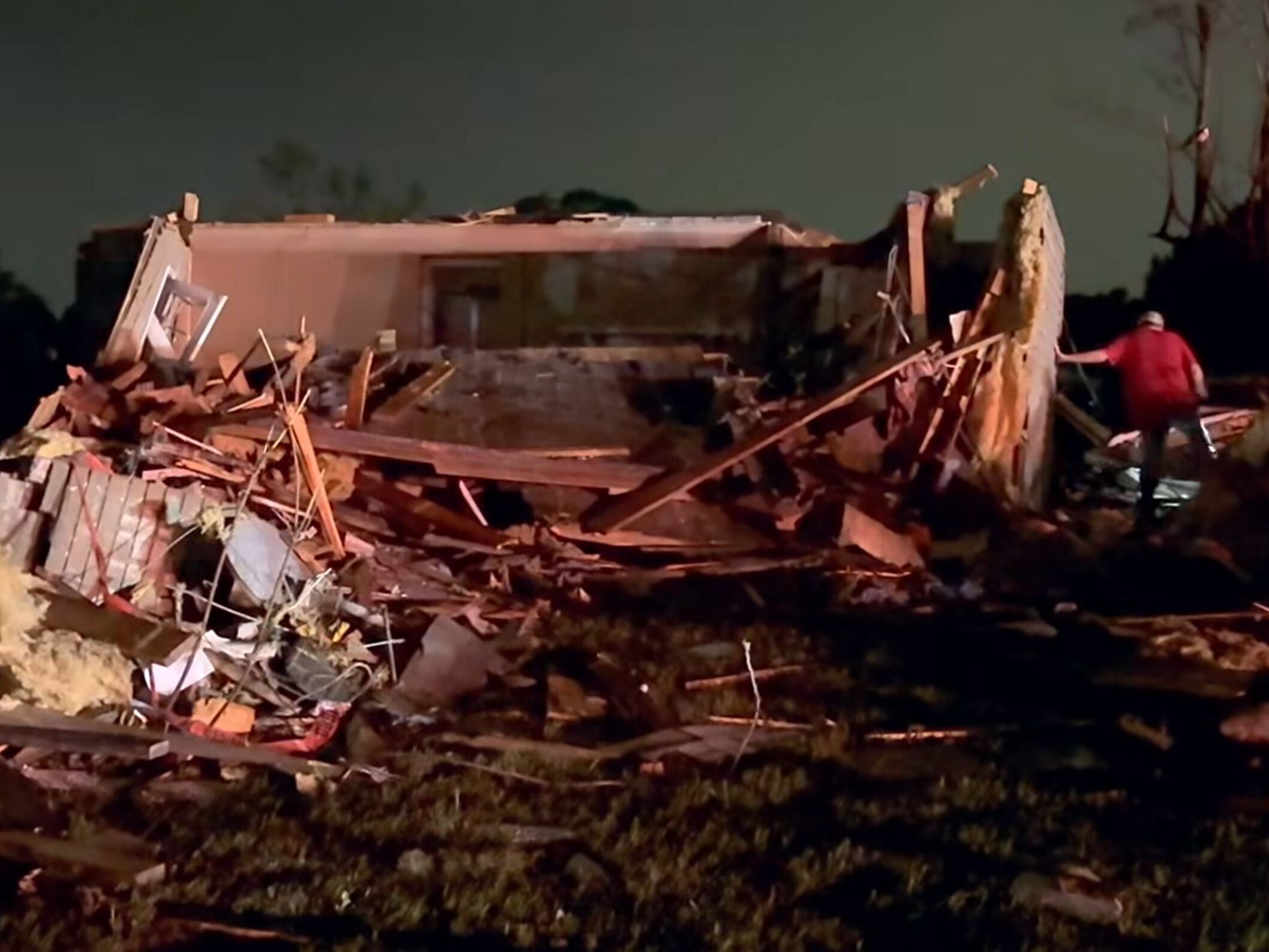Devastating Tornadoes Kill Over 20 in Kentucky and Missouri