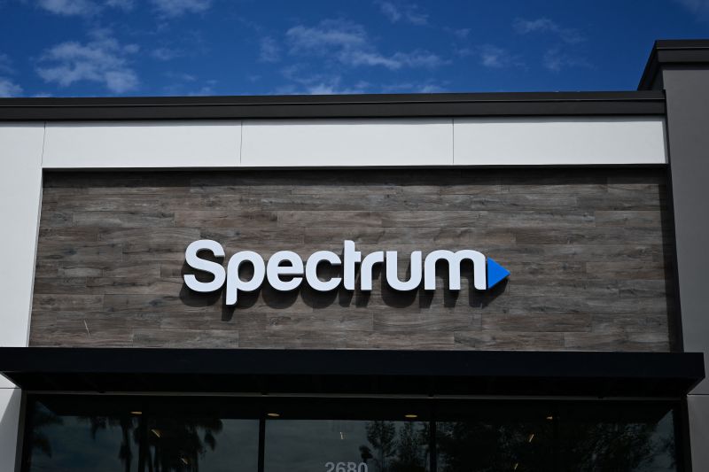 Spectrum Service Restored in Los Angeles After Vandalism